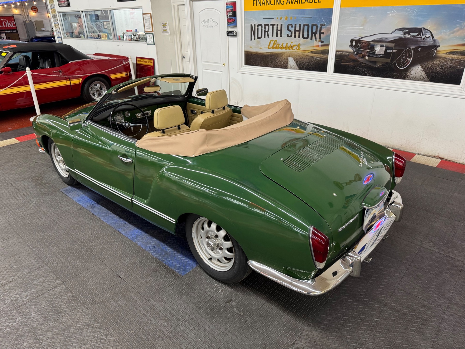 1971 volkswagen Karmann Ghia 2