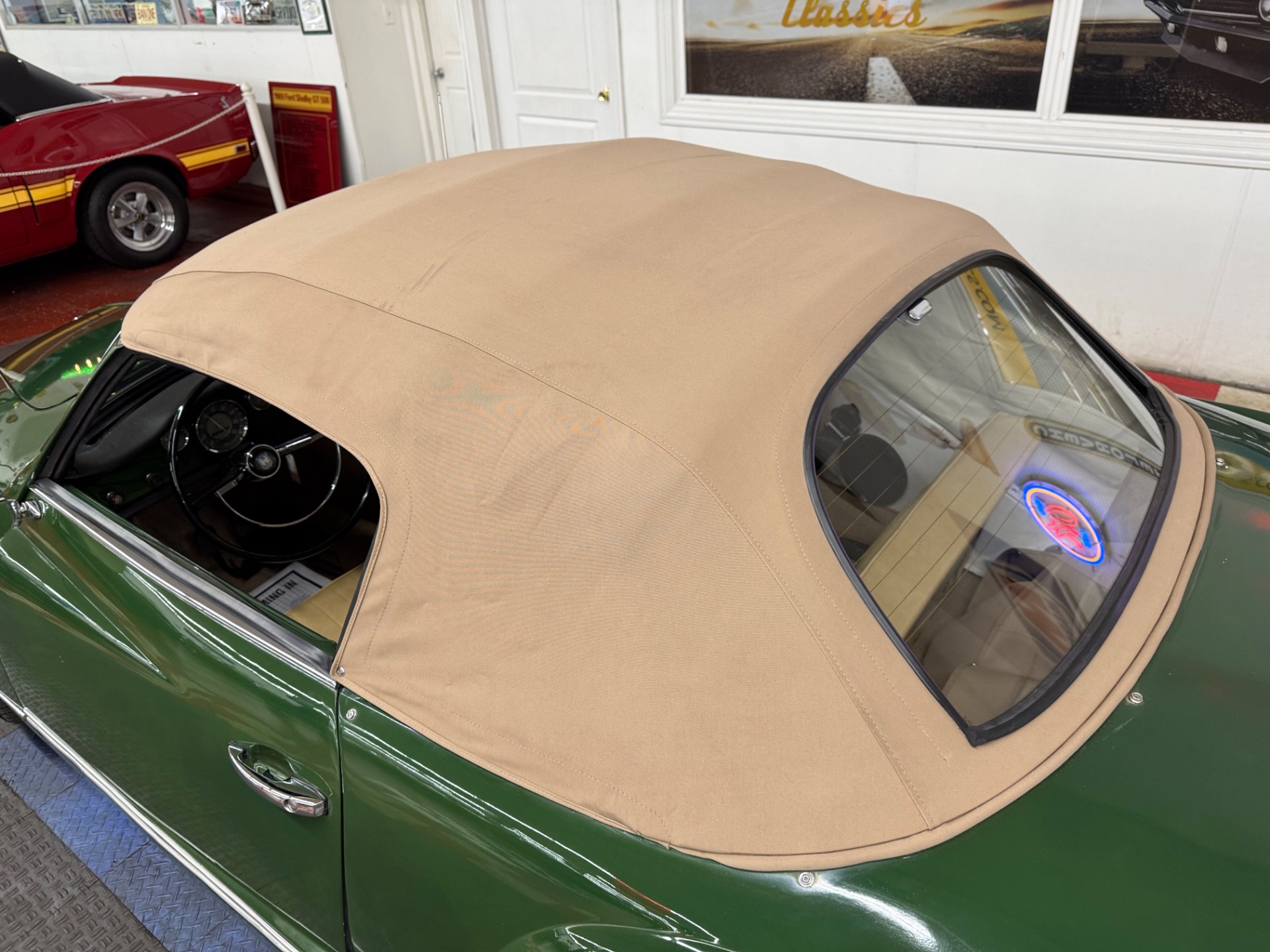 1971 volkswagen Karmann Ghia 6
