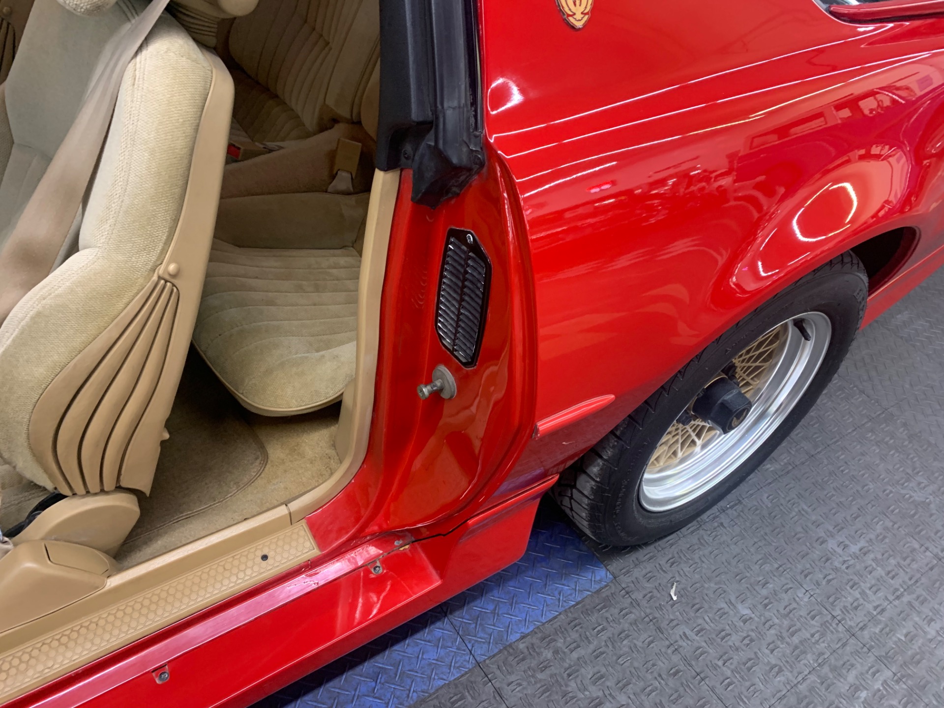 1987 Pontiac Firebird 31