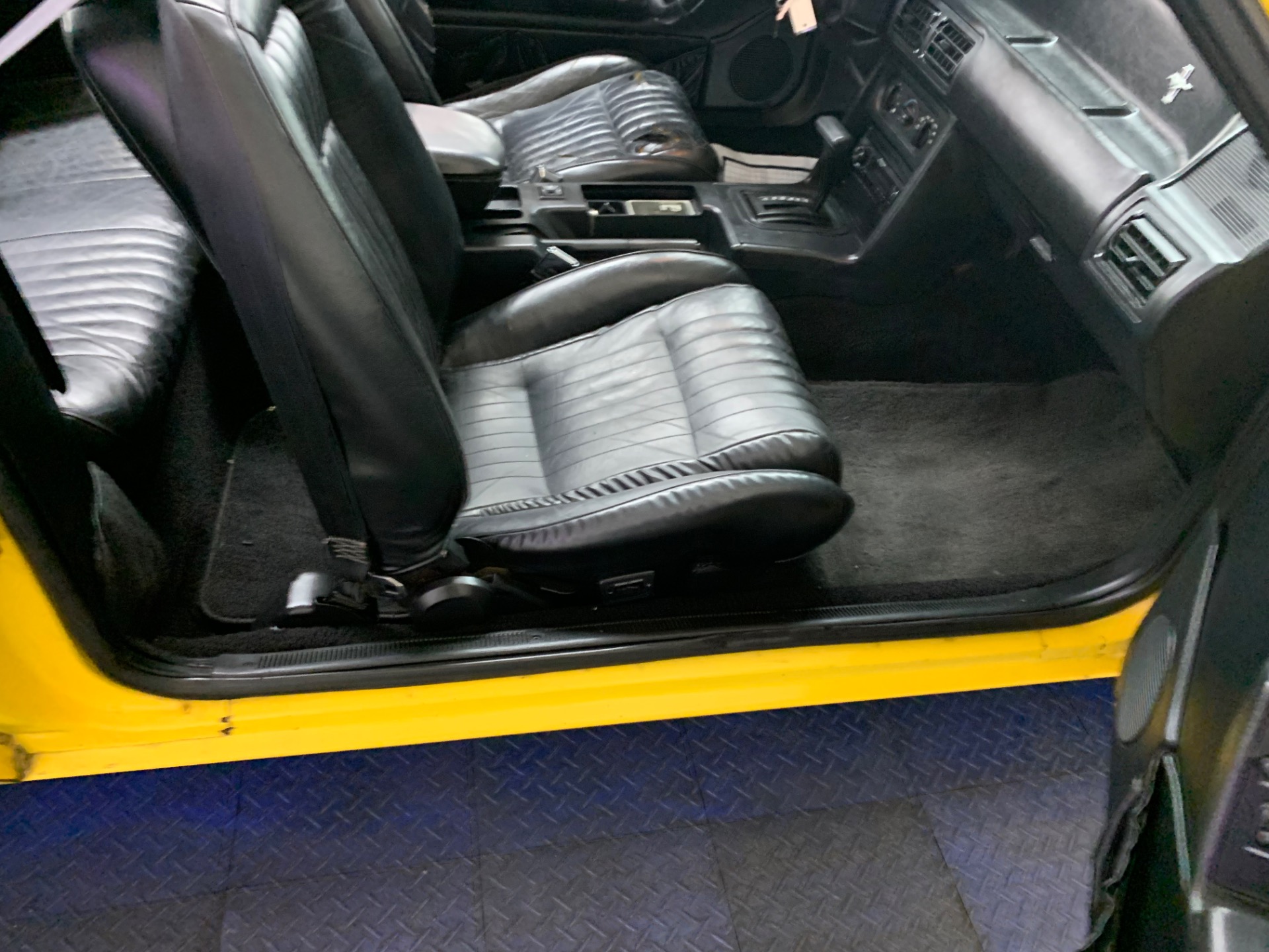 1993 Ford Mustang 25