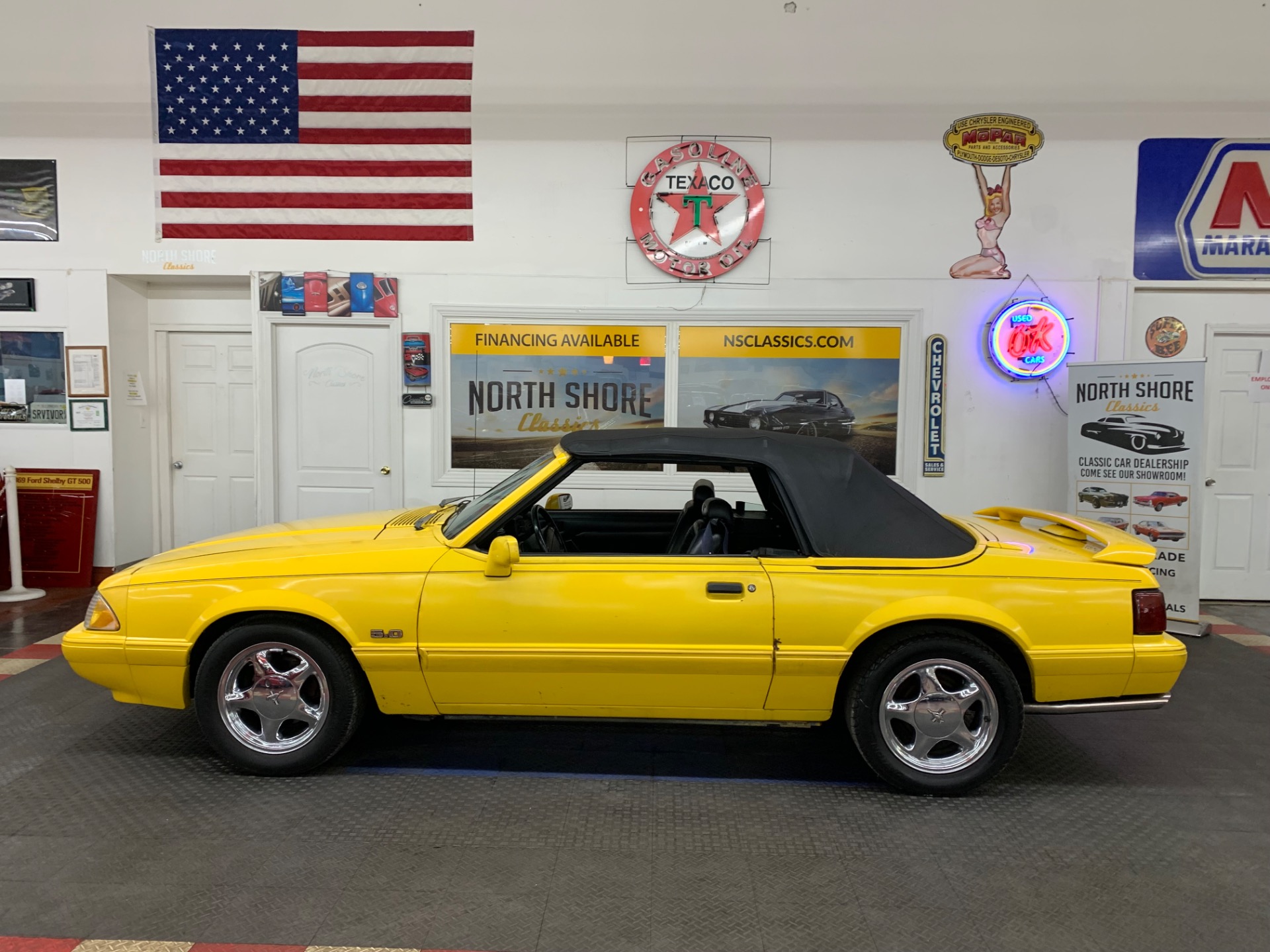 1993 Ford Mustang 38
