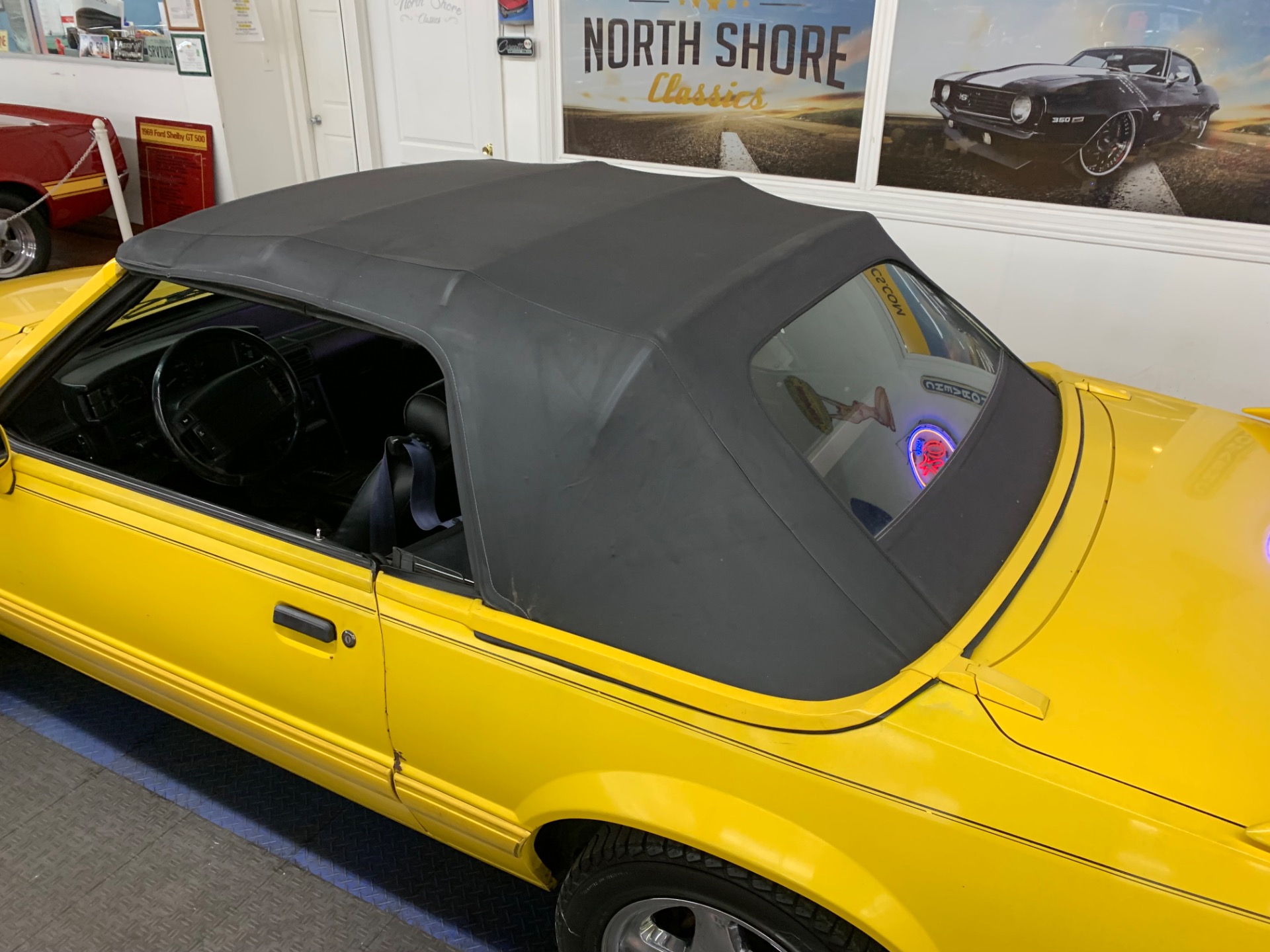 1993 Ford Mustang 40