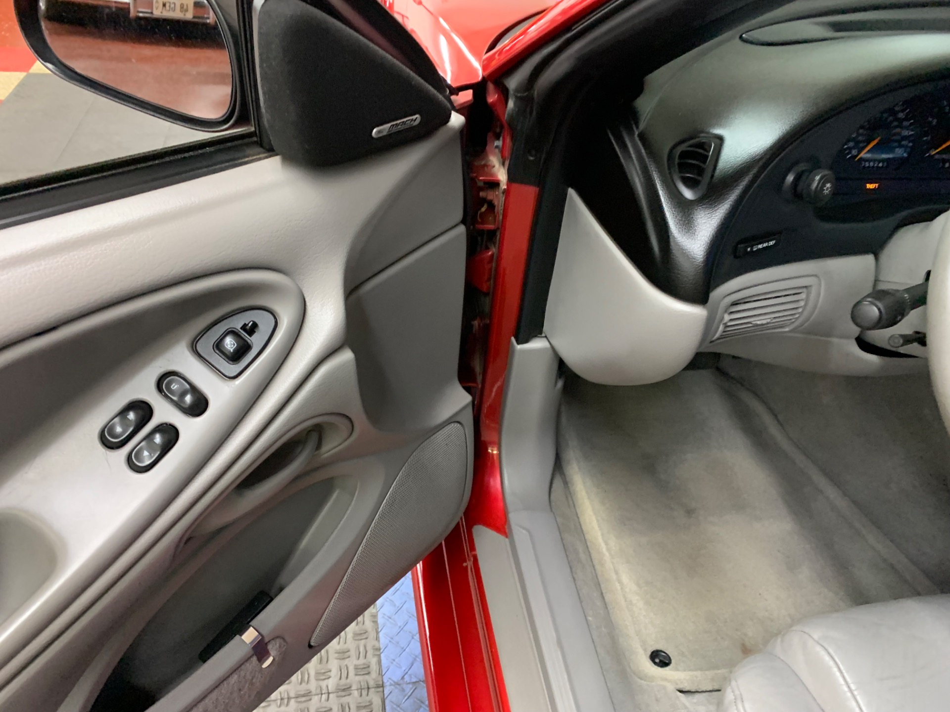 Used 1997 Ford Mustang GT -4.6L V8- Low miles- | Mundelein, IL