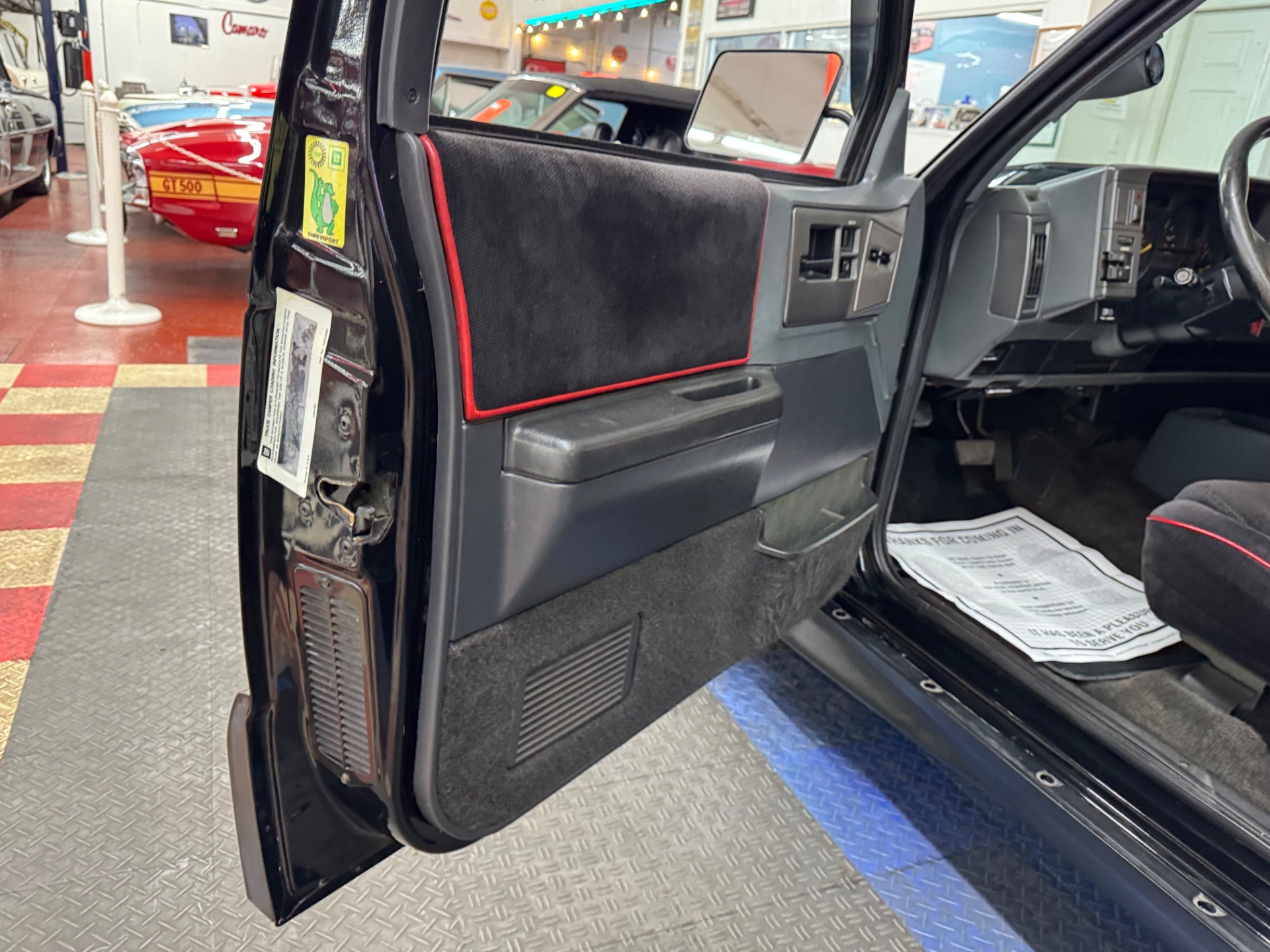 1991 GMC Syclone 34