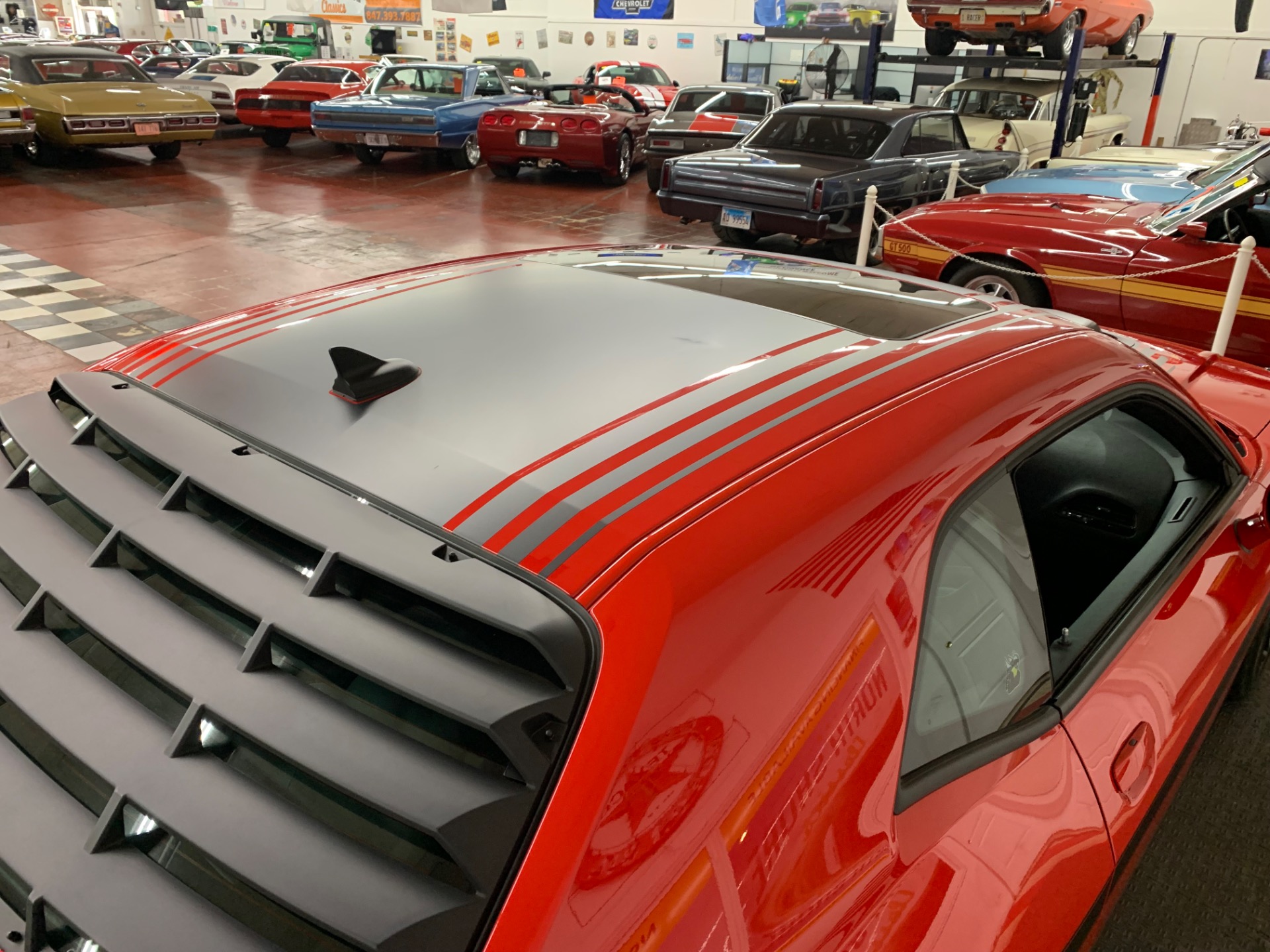 2018 Dodge Challenger 16
