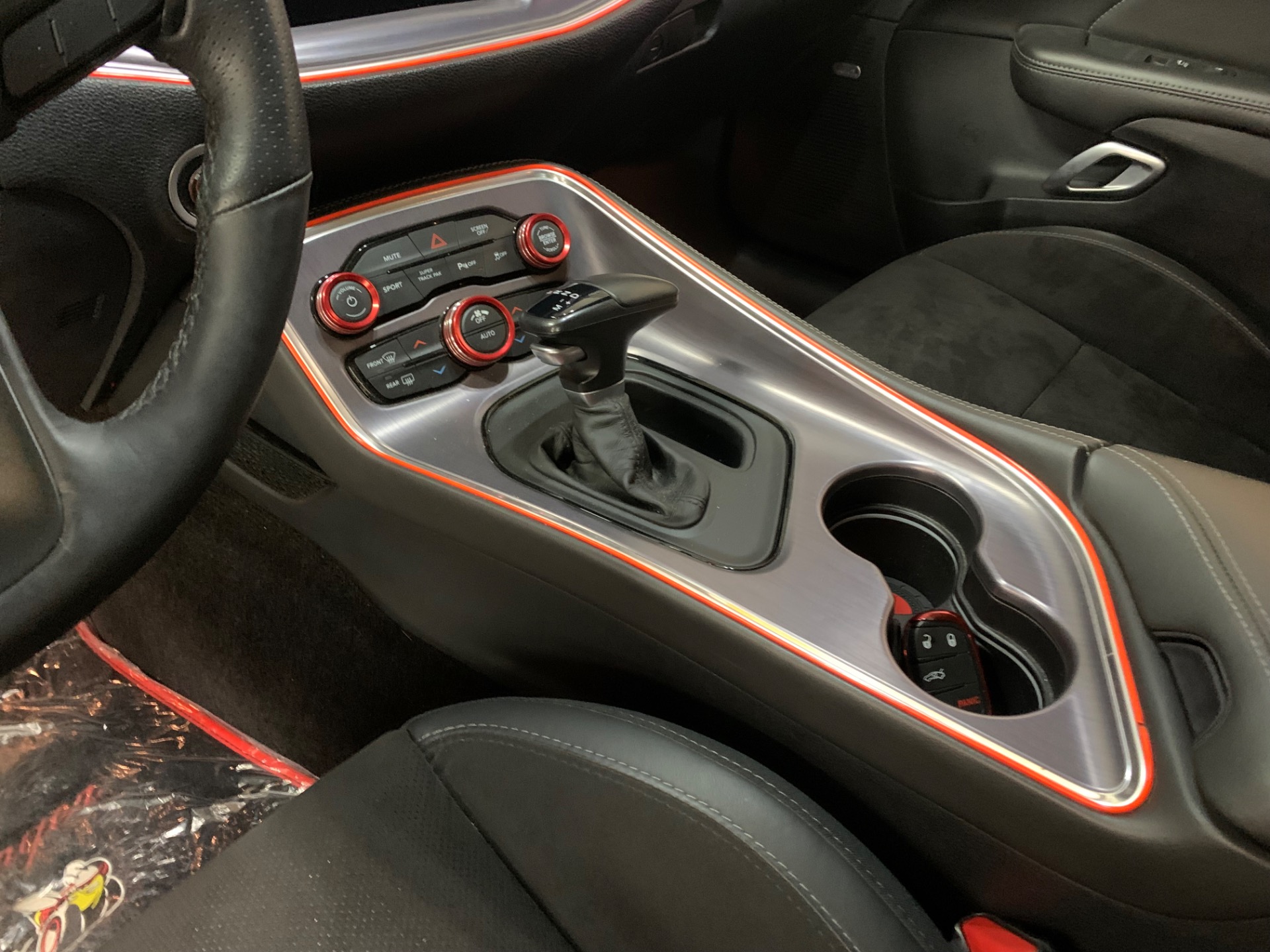 2018 Dodge Challenger 27