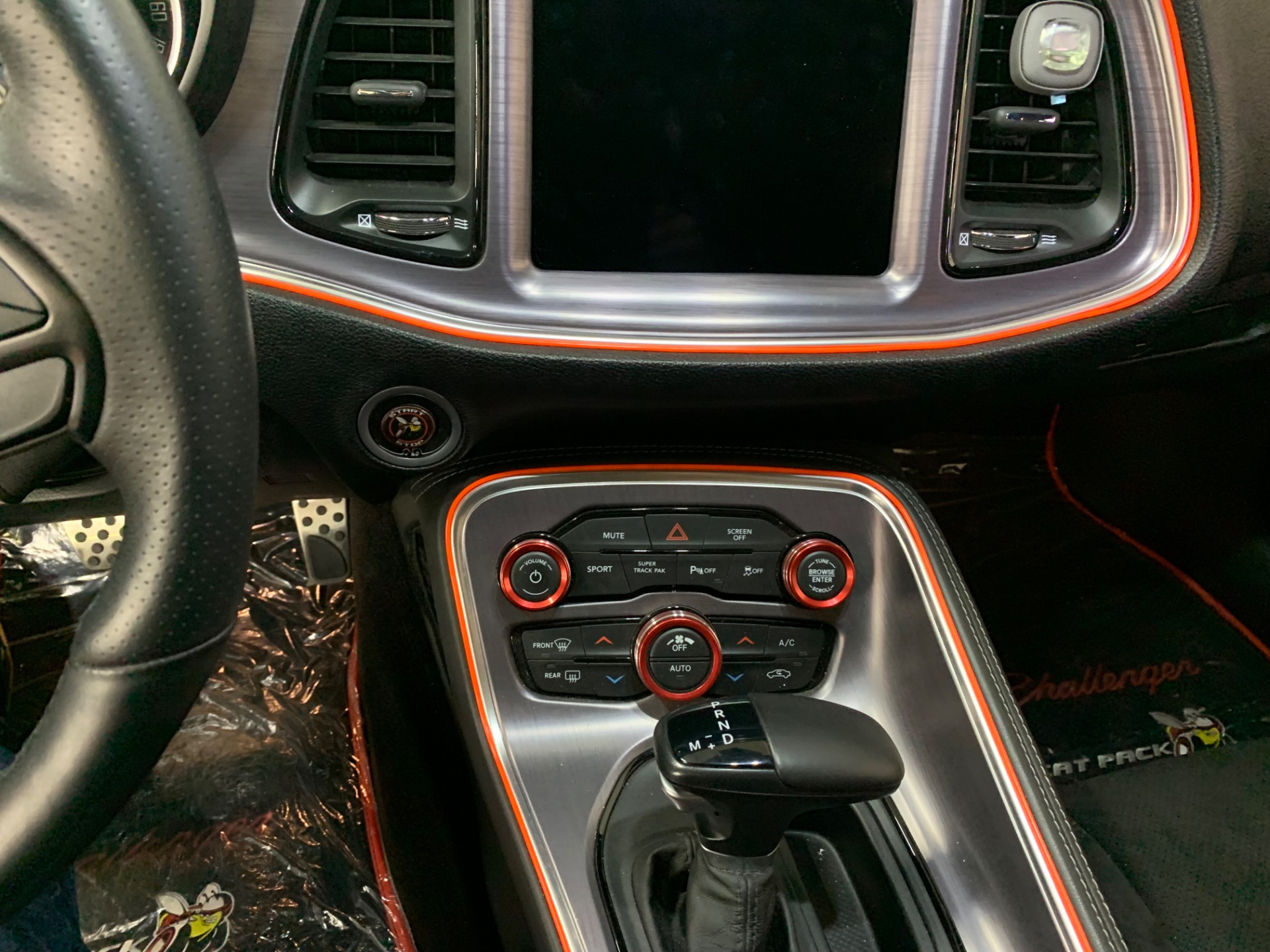 2018 Dodge Challenger 31