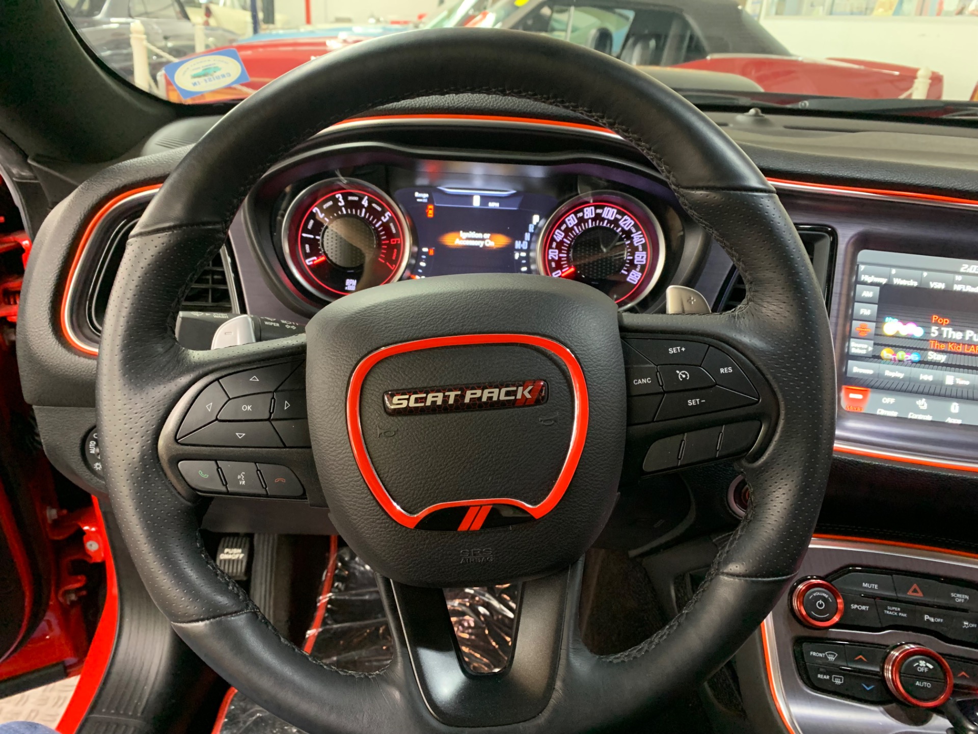 2018 Dodge Challenger 35