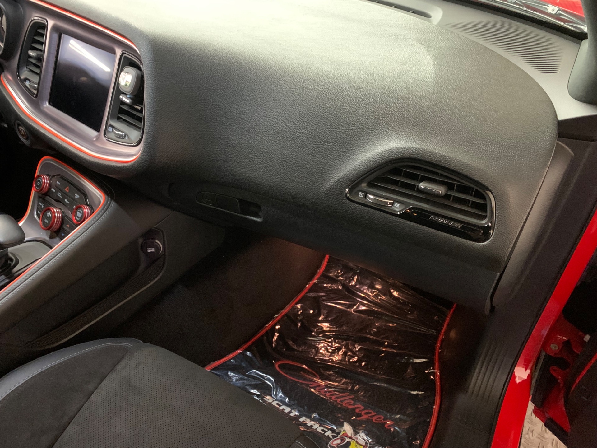 2018 Dodge Challenger 40