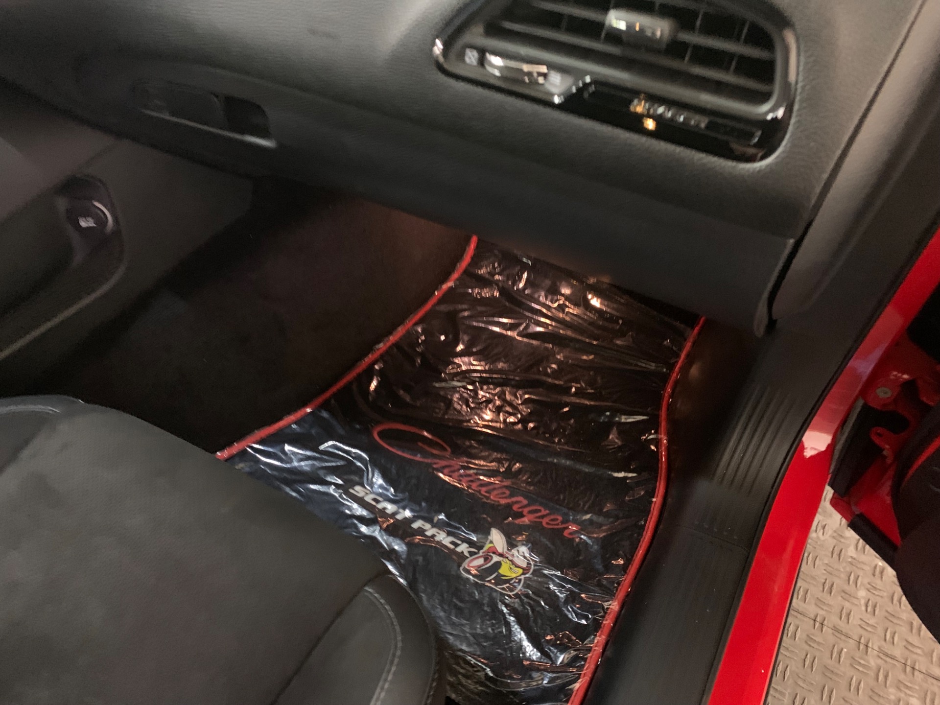 2018 Dodge Challenger 41