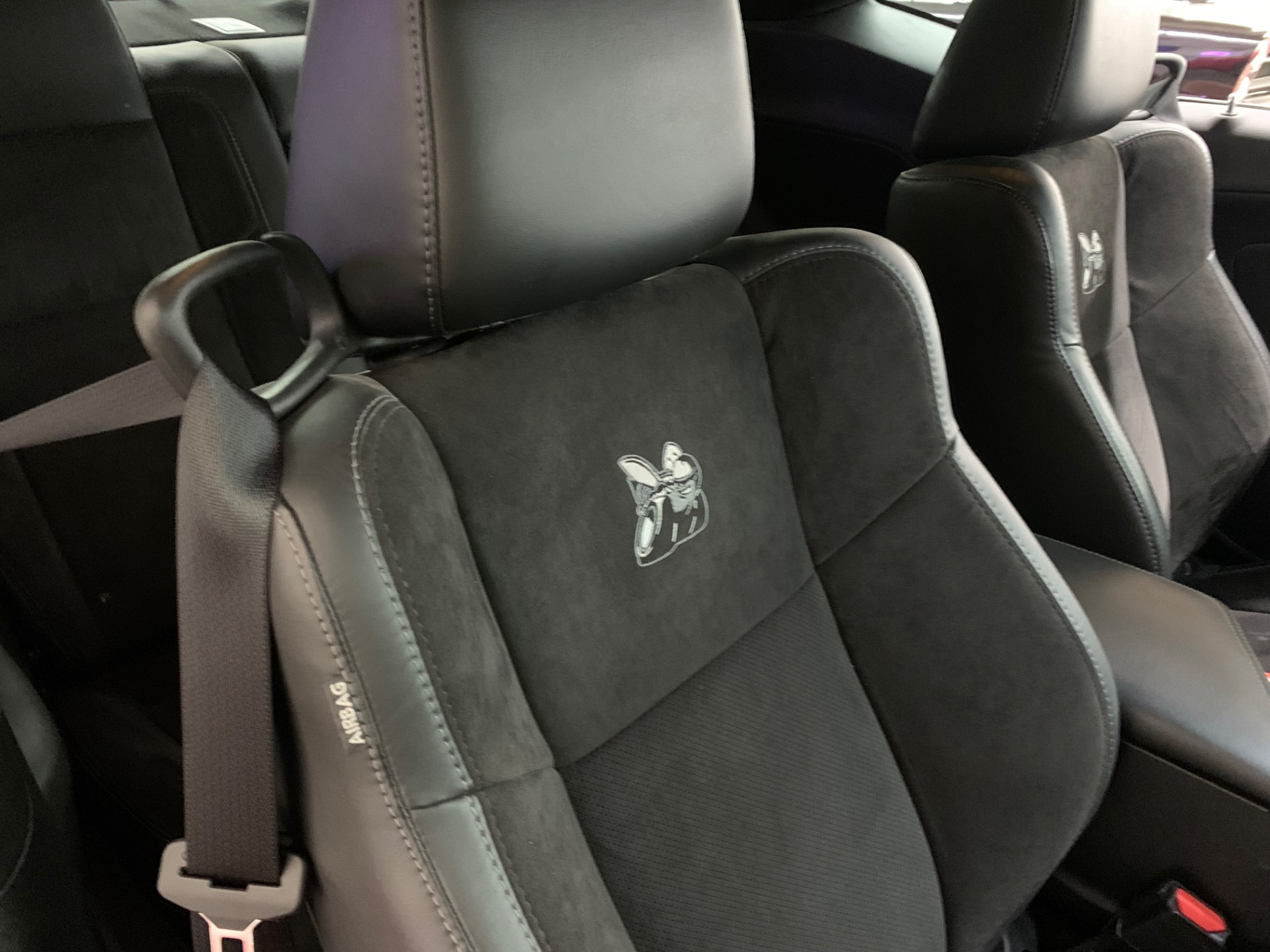 2018 Dodge Challenger 43
