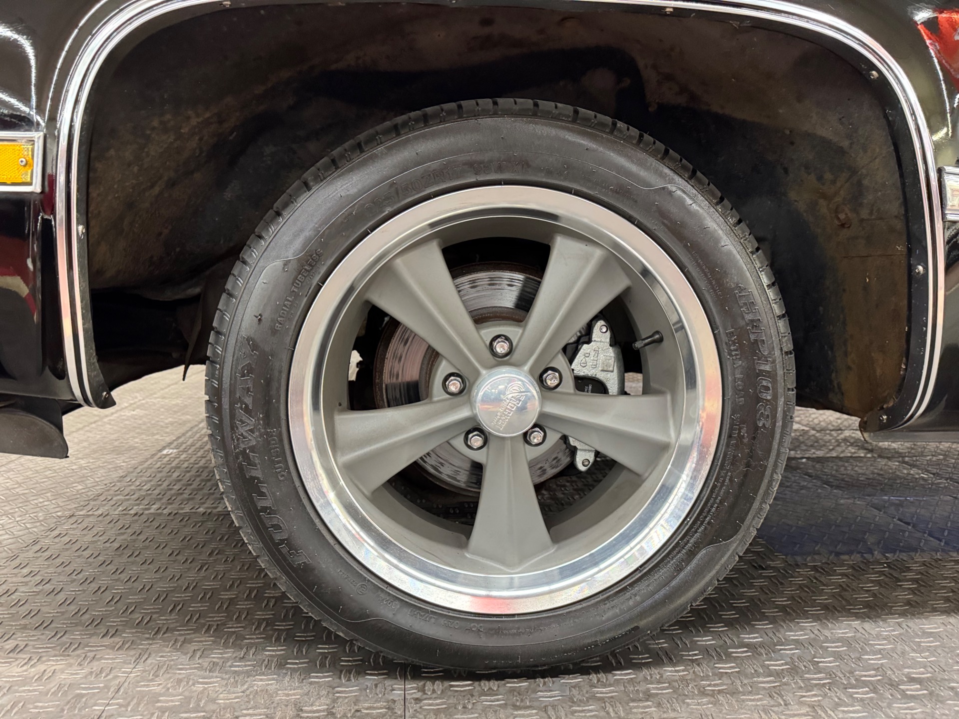 1985 Chevrolet C/K 10 Series 27