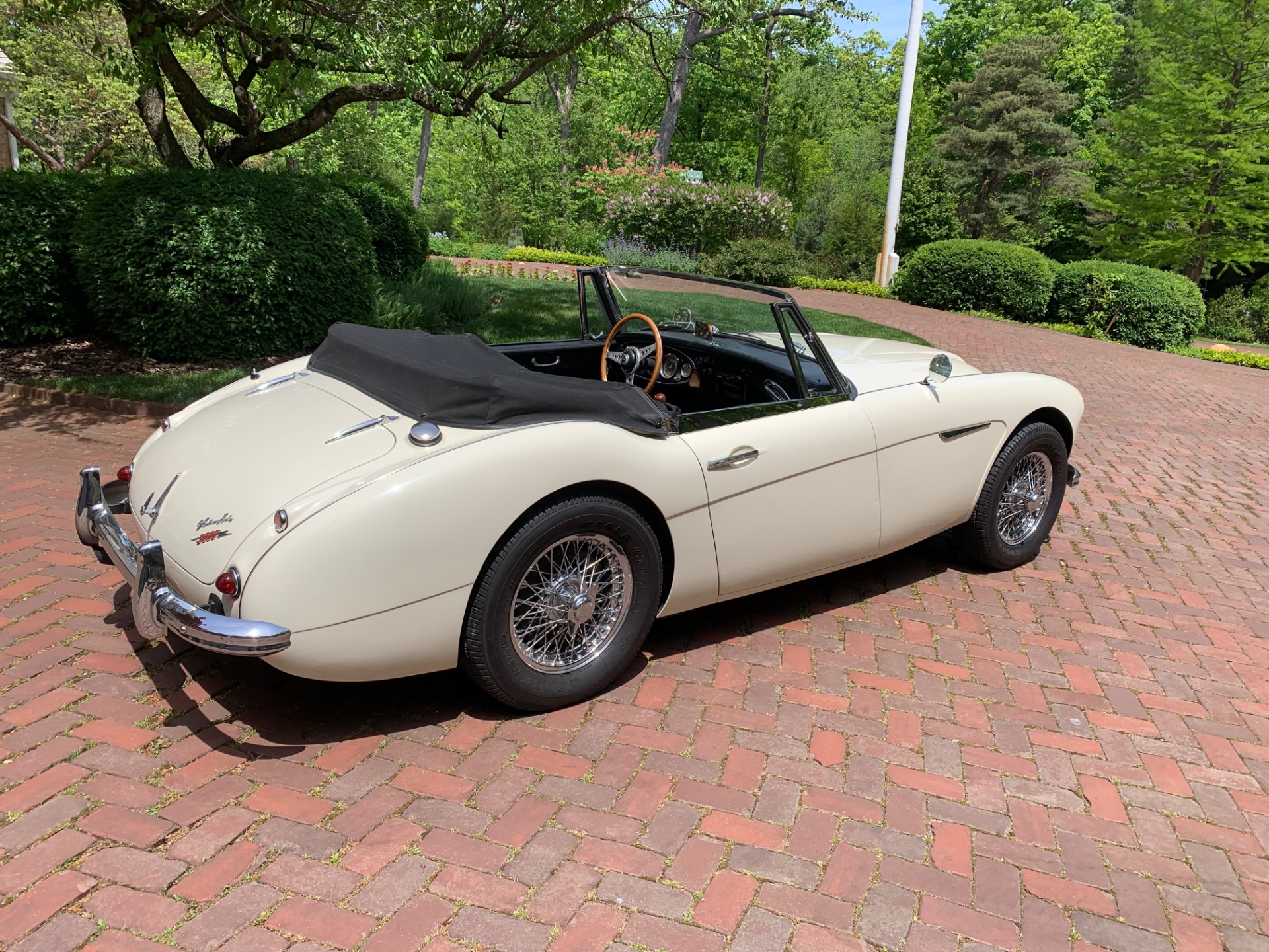 Used 1963 Austin Healey 6CYL-5SPD-CONVT-OLDER RESTORATION- | Mundelein, IL