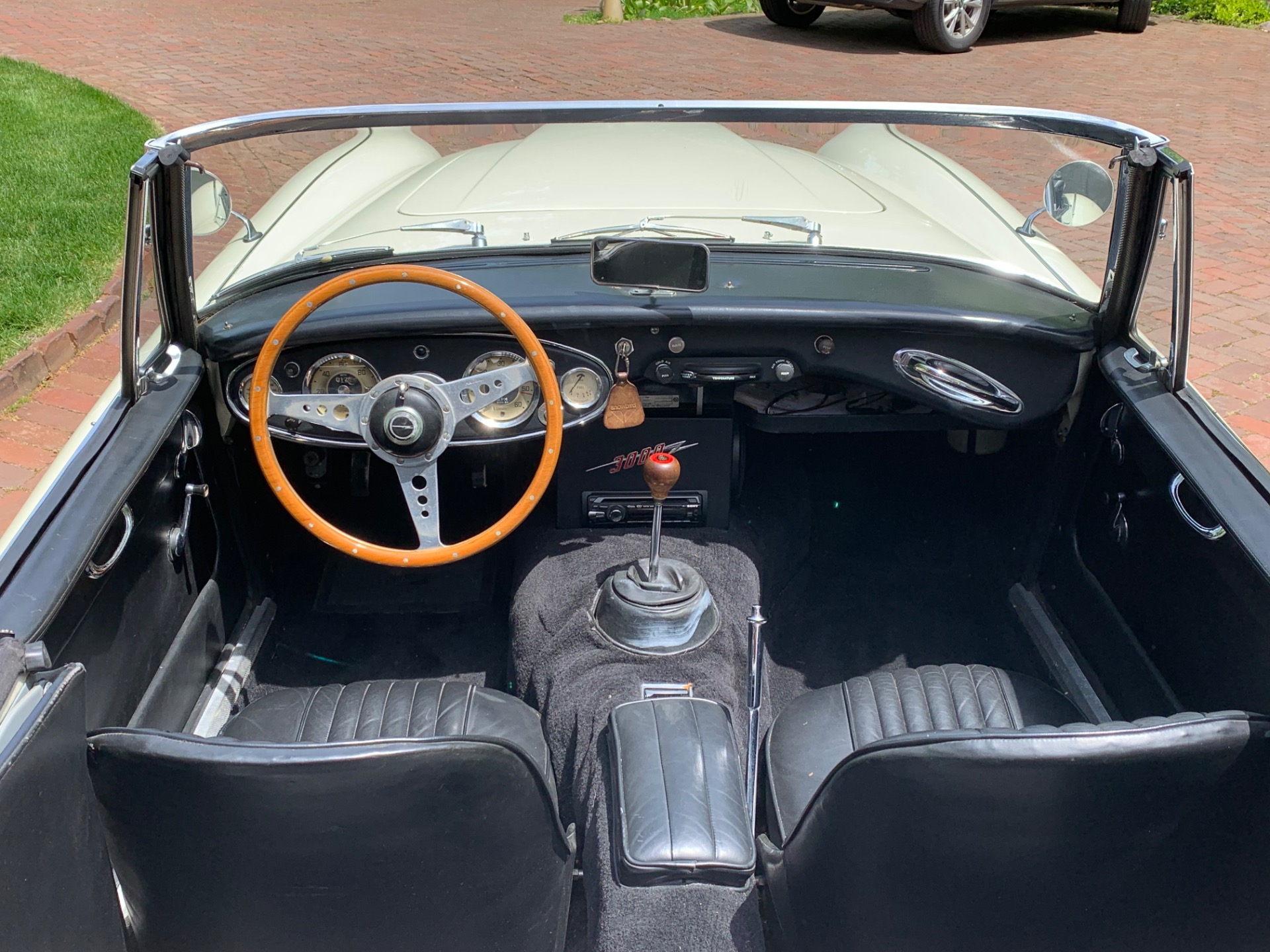 Used 1963 Austin Healey 6CYL-5SPD-CONVT-OLDER RESTORATION- | Mundelein, IL
