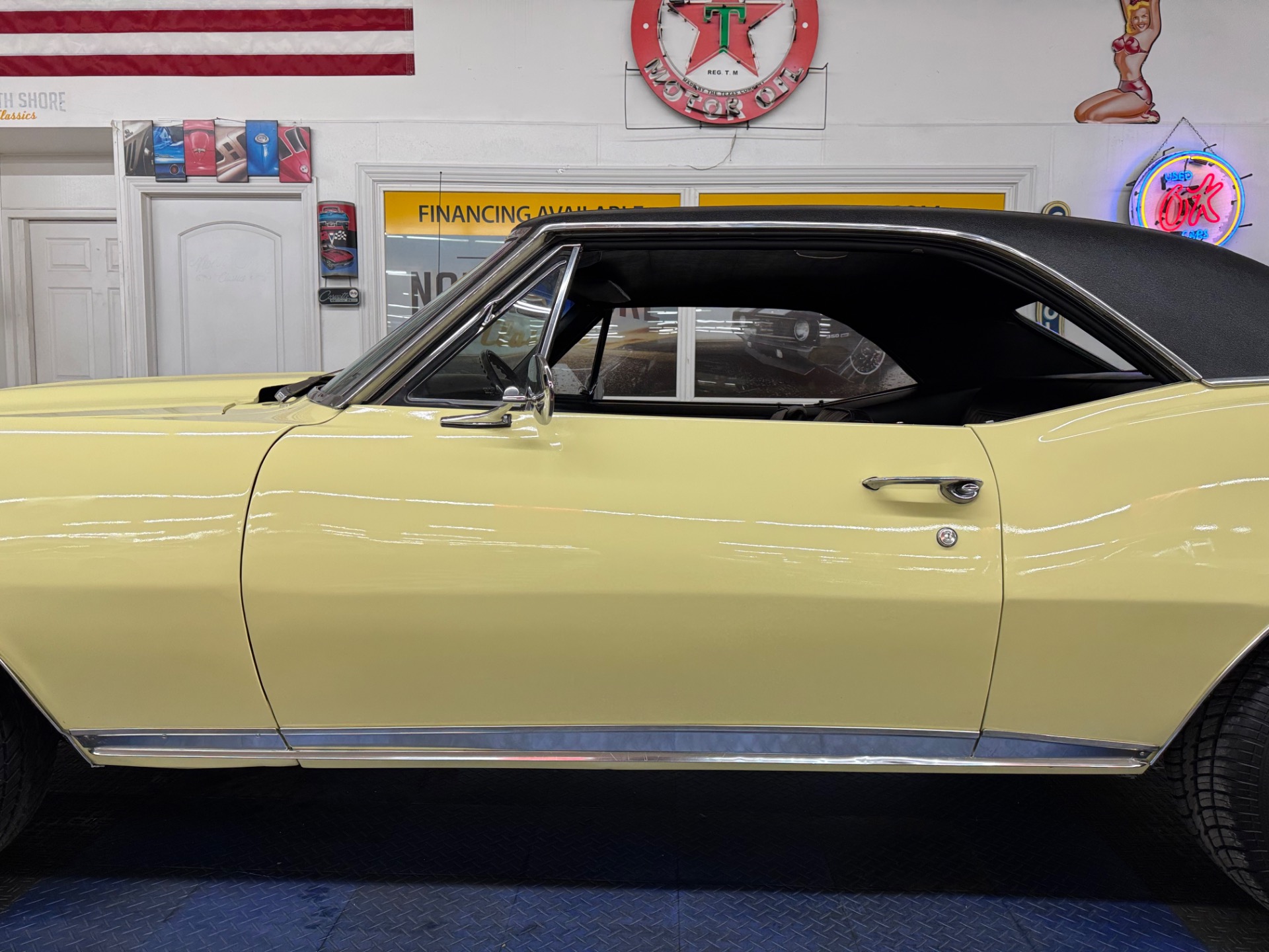 1967 Chevrolet Camaro 22