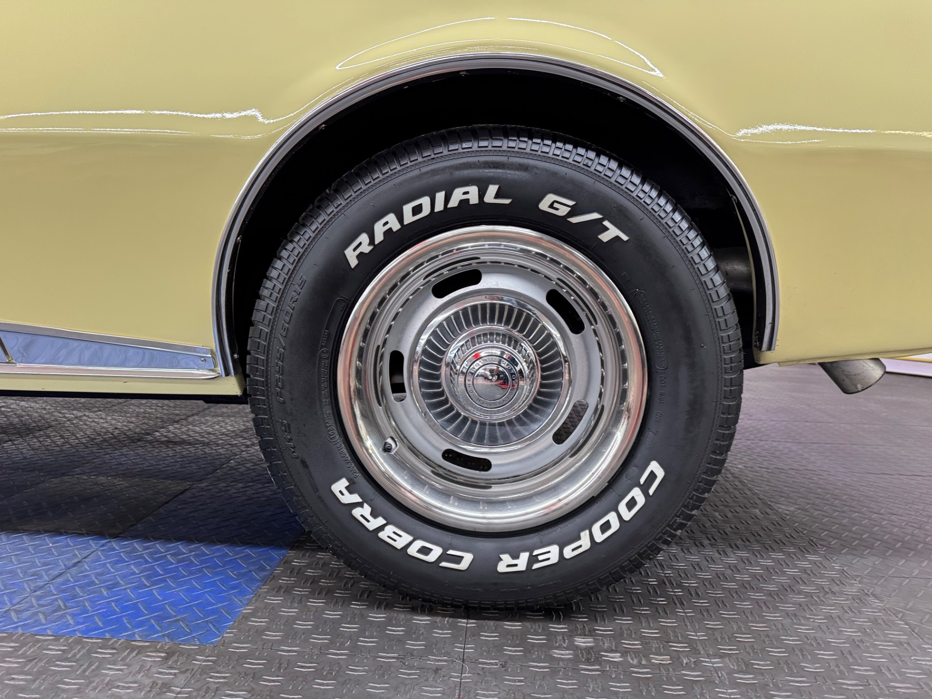 1967 Chevrolet Camaro 26
