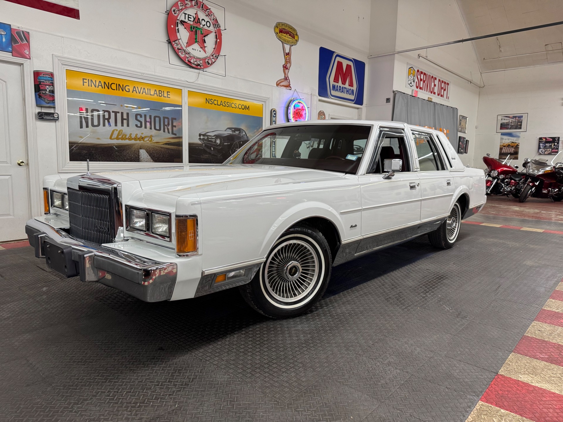 Used 1989 Lincoln Town Car Signature-2330 ACTUAL MILES- 1 OWNER-SEE VIDEO | Mundelein, IL