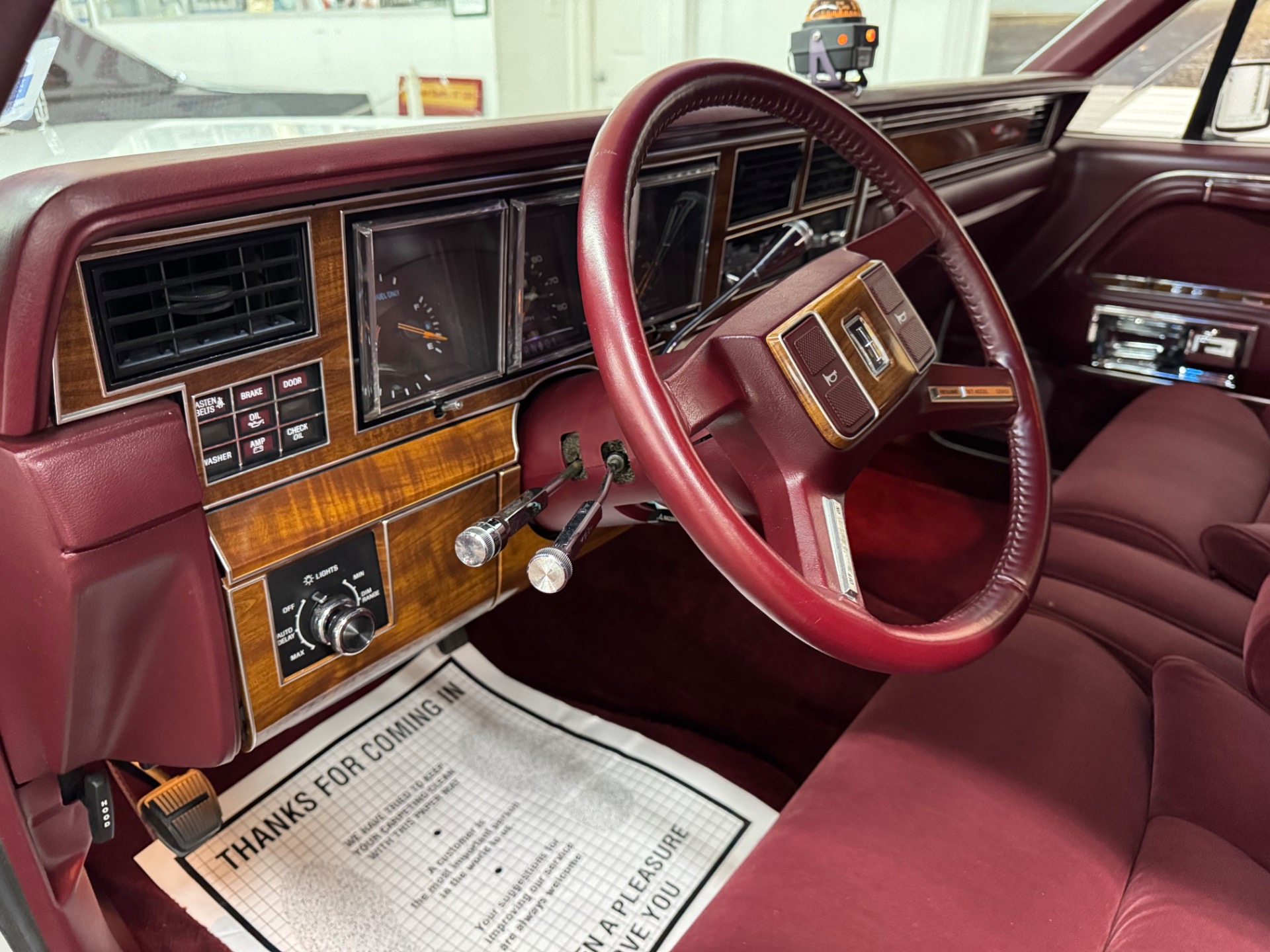 Used 1989 Lincoln Town Car Signature-2330 ACTUAL MILES- 1 OWNER-SEE VIDEO | Mundelein, IL