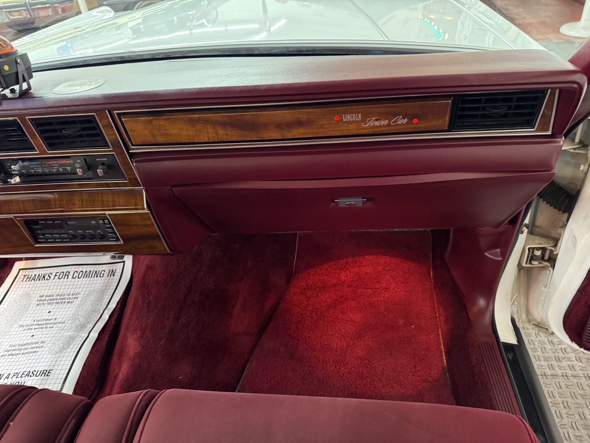 Used 1989 Lincoln Town Car Signature-2330 ACTUAL MILES- 1 OWNER-SEE VIDEO | Mundelein, IL