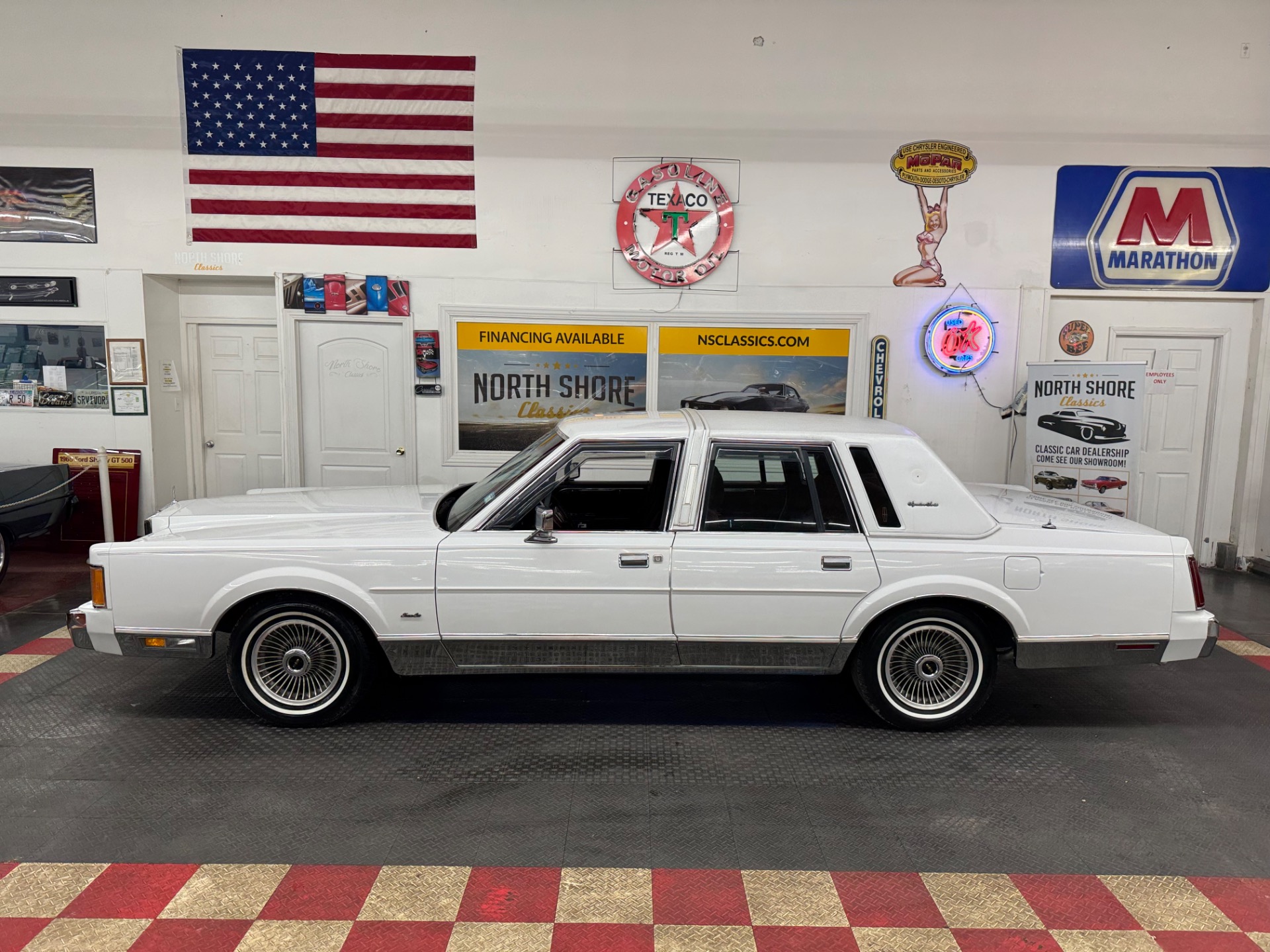 Used 1989 Lincoln Town Car Signature-2330 ACTUAL MILES- 1 OWNER-SEE VIDEO | Mundelein, IL
