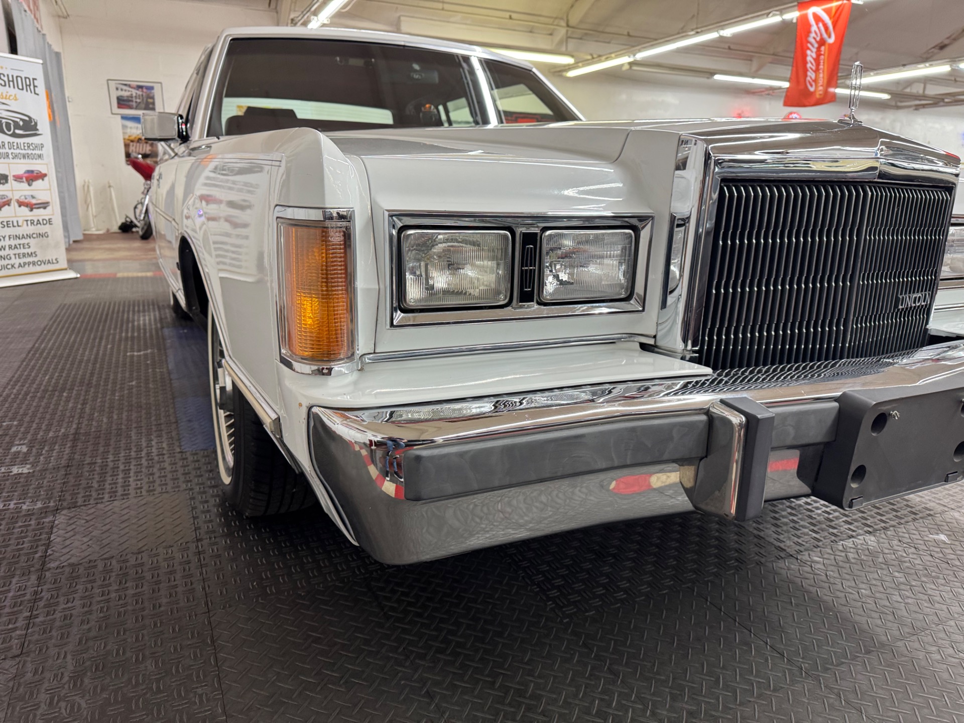 Used 1989 Lincoln Town Car Signature-2330 ACTUAL MILES- 1 OWNER-SEE VIDEO | Mundelein, IL