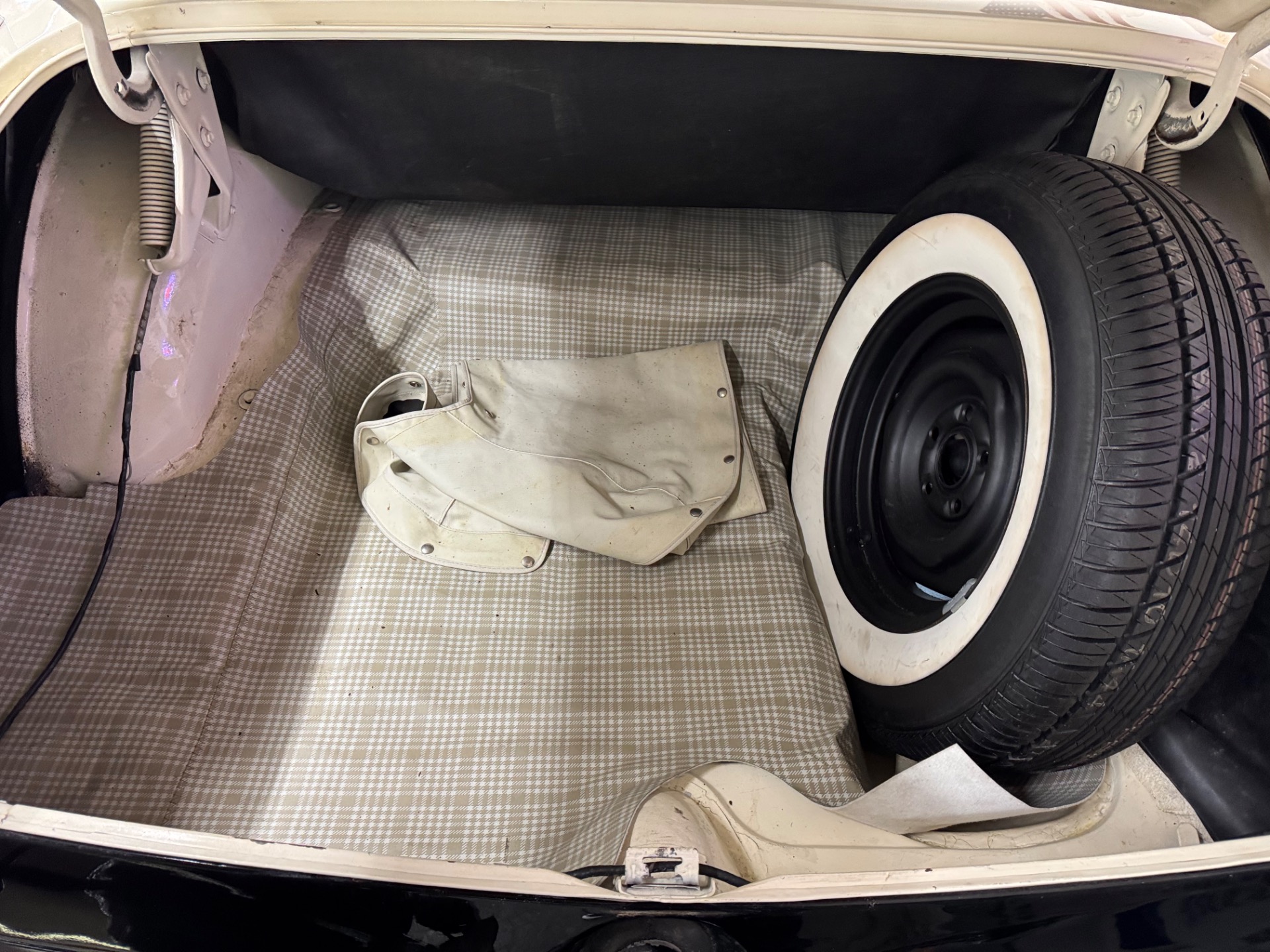 Used 1956 Ford Fairlane - SUNLINER CONVERTIBLE -SEE VIDEO | Mundelein, IL