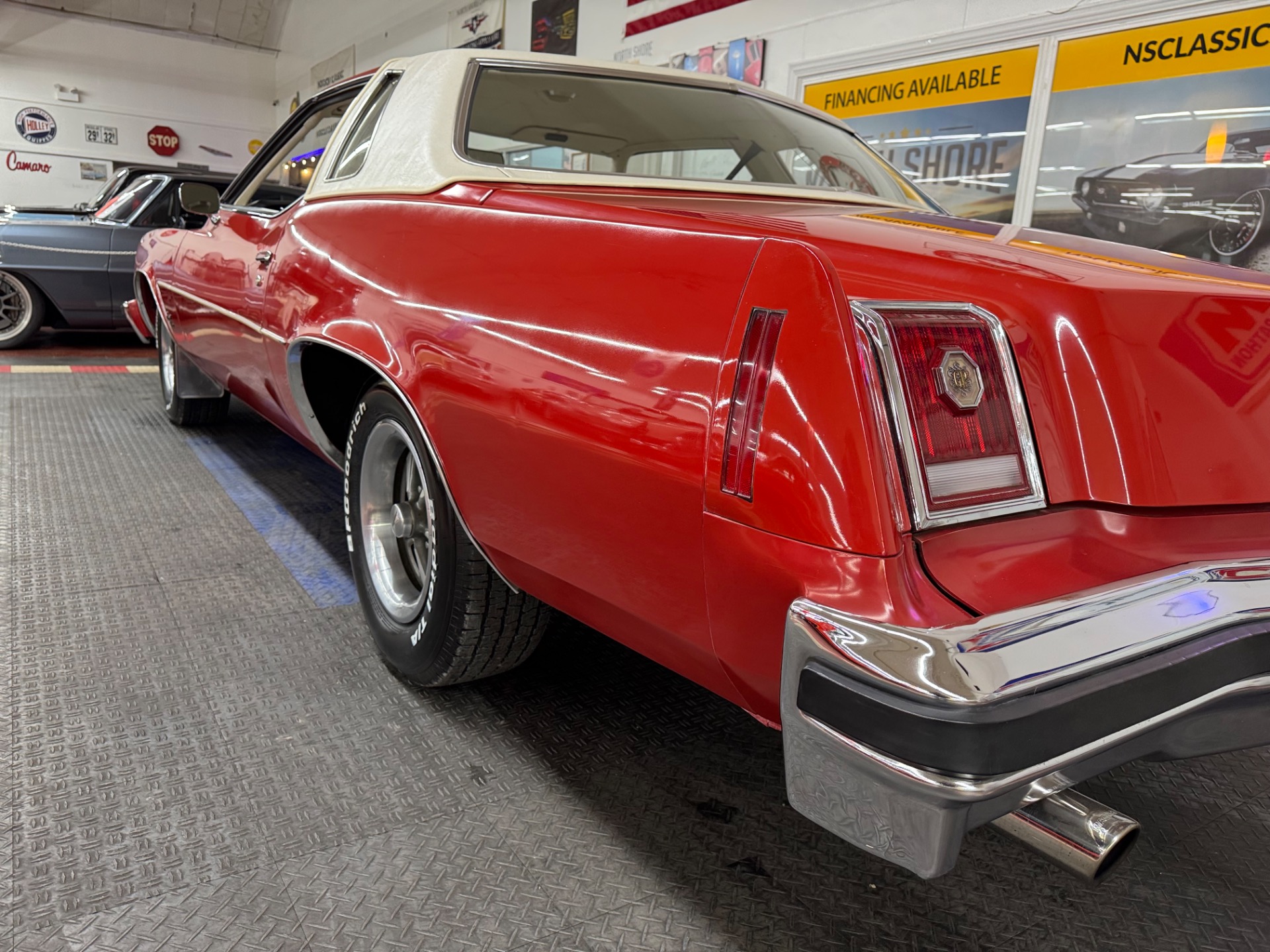 1977 Pontiac Grand Prix 21
