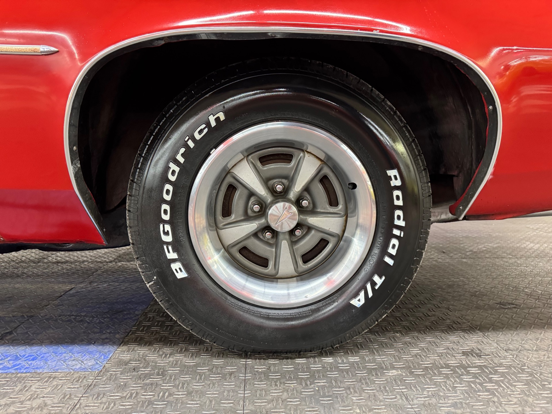 1977 Pontiac Grand Prix 23