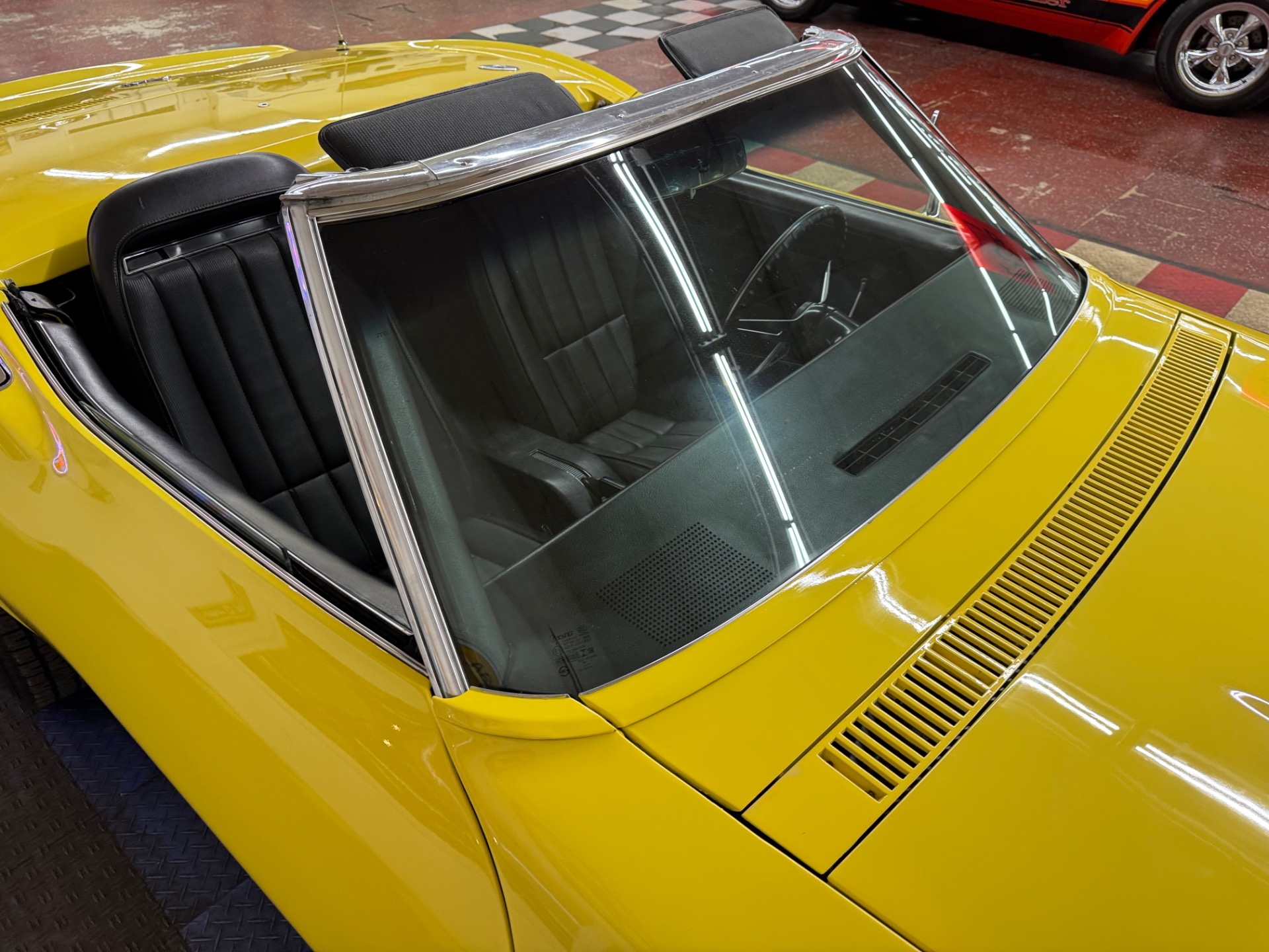 1970 Chevrolet Corvette 16