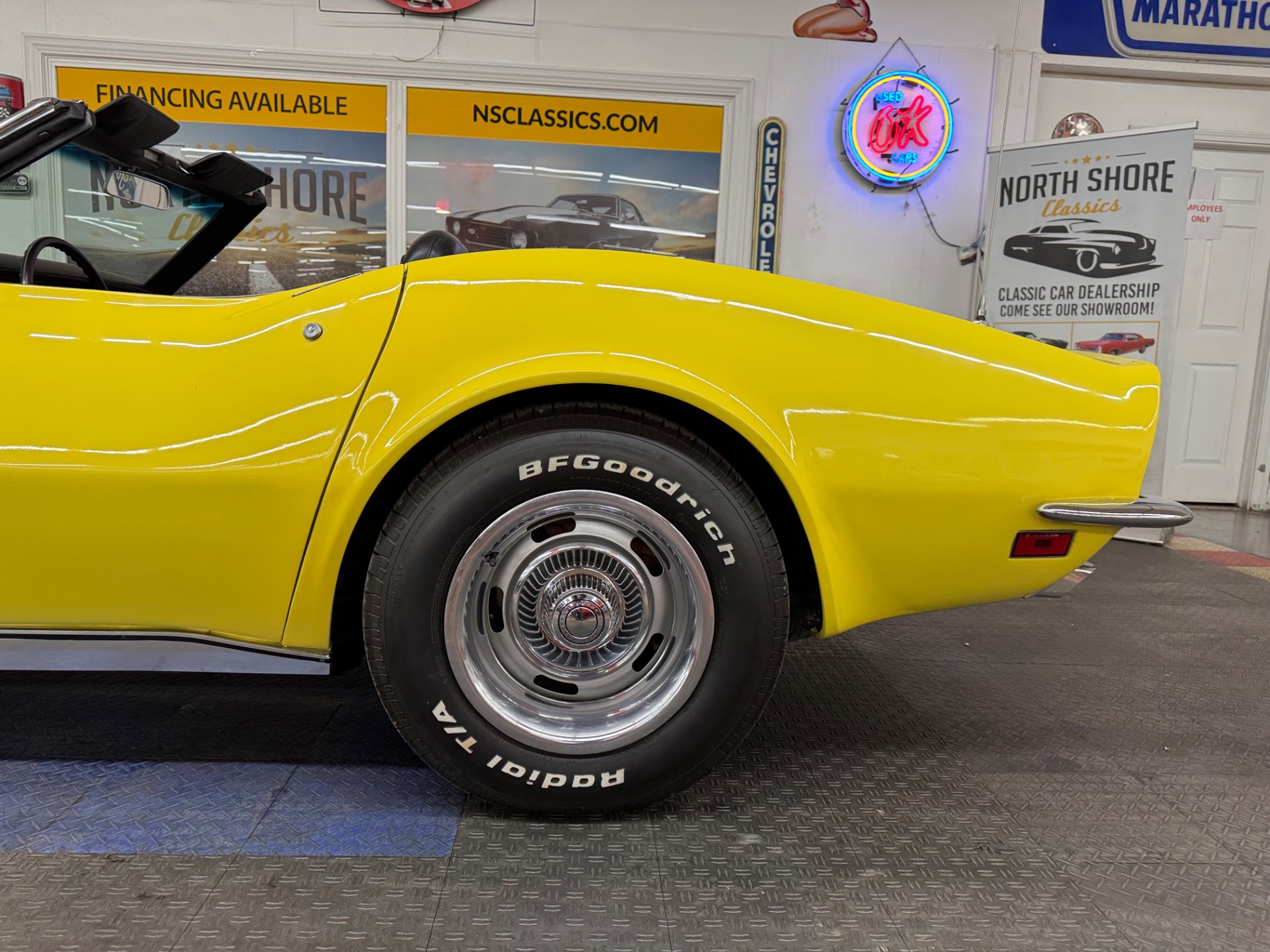 1970 Chevrolet Corvette 23