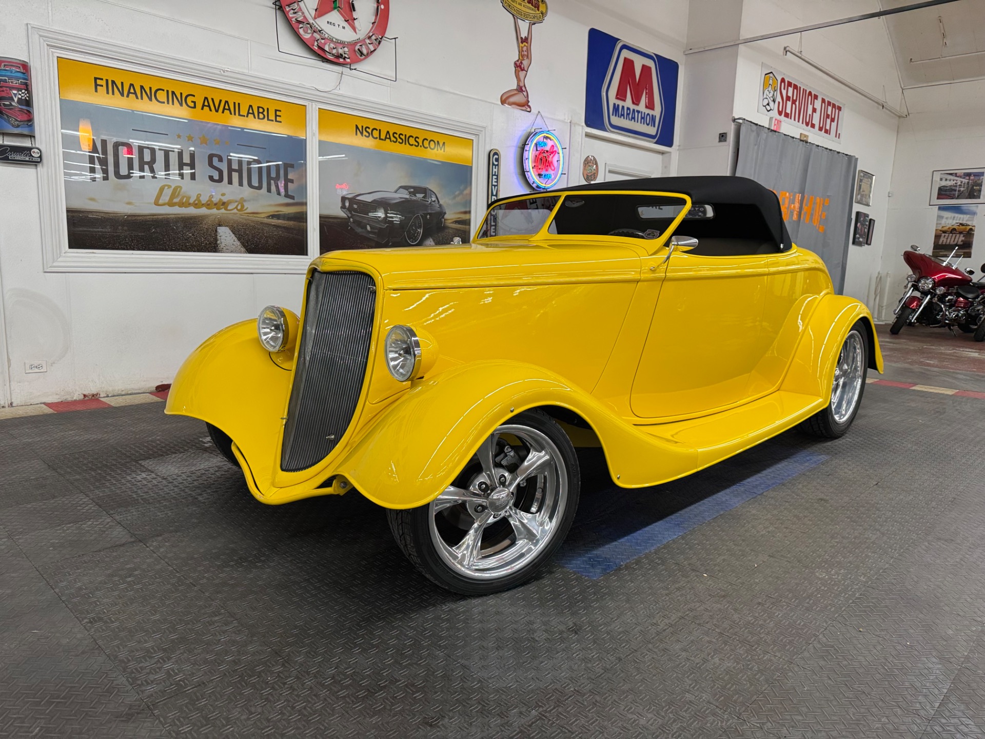 1933 Ford Roadster 2