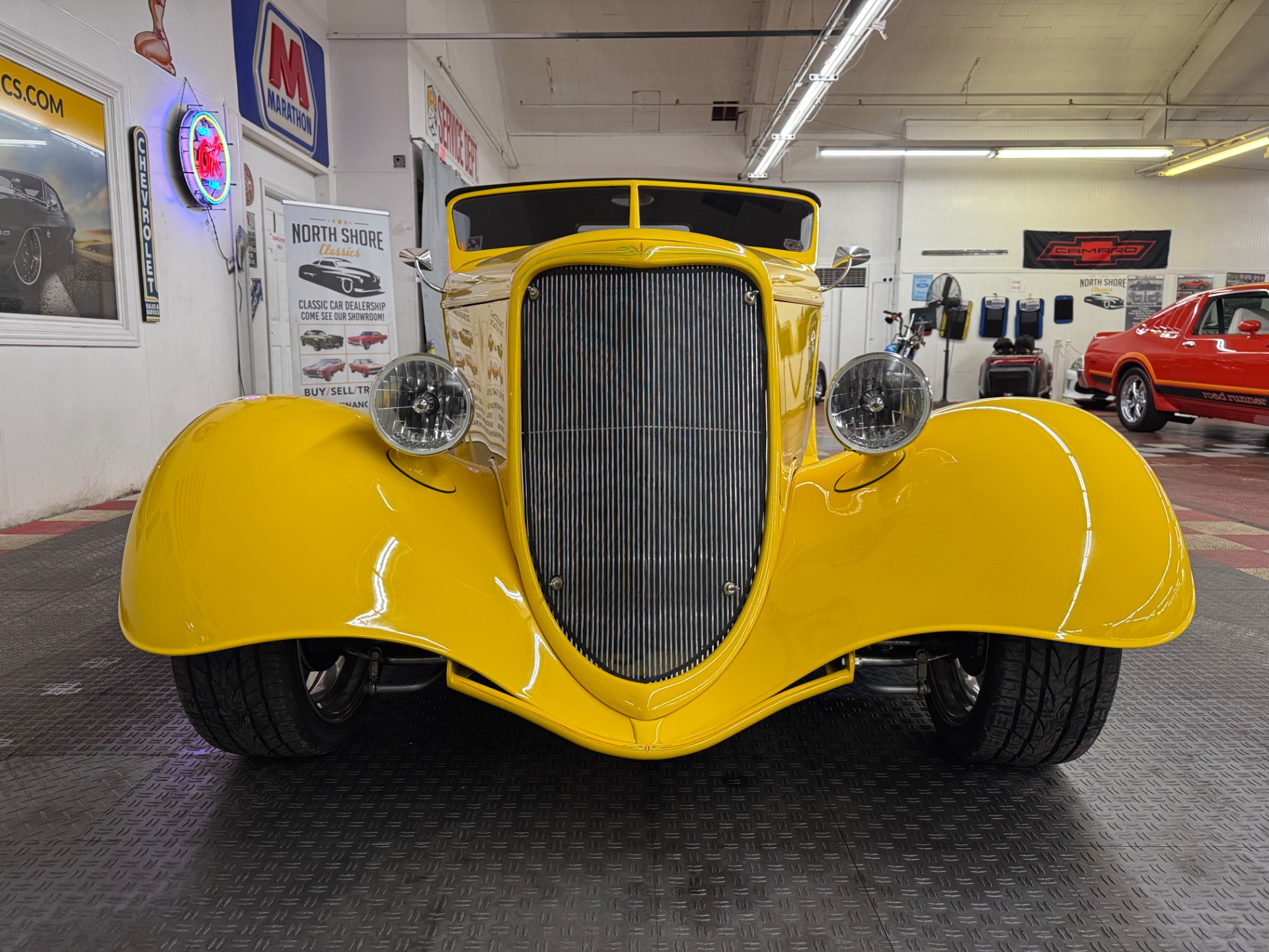 1933 Ford Roadster 6