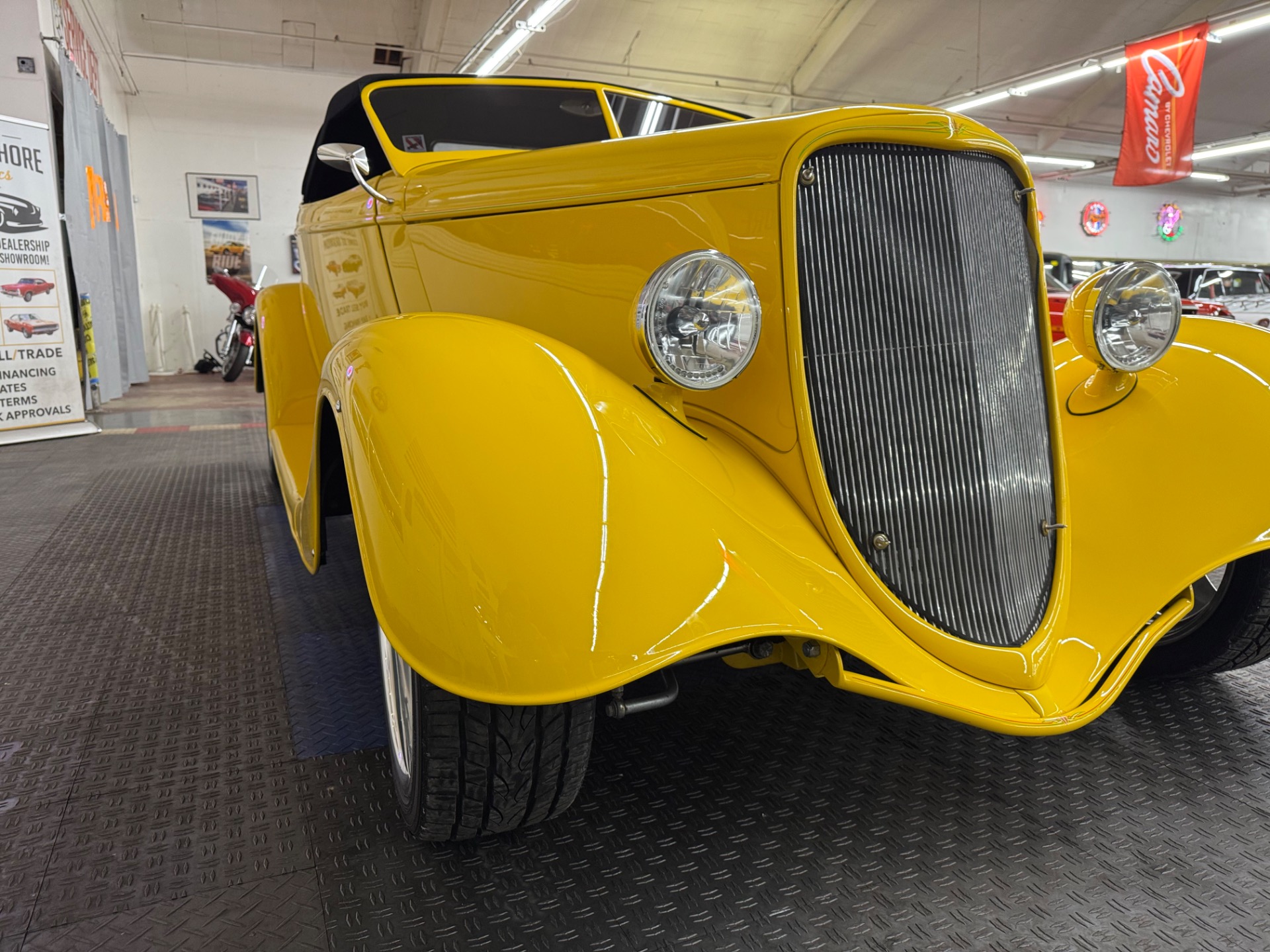 1933 Ford Roadster 7
