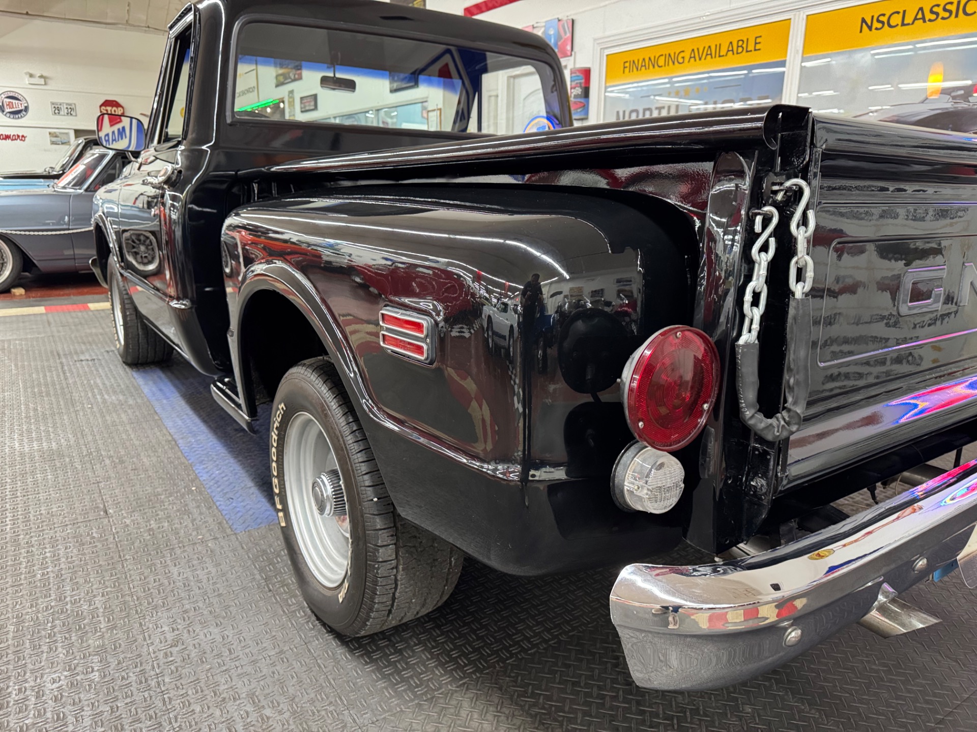 1969 GMC C 15 24