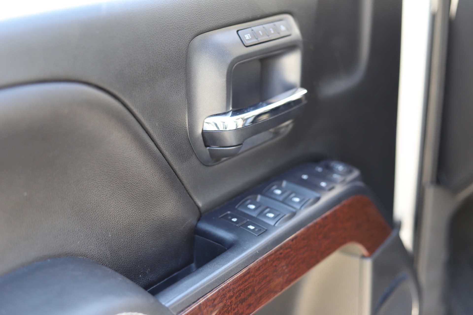 Used 2015 GMC Sierra 2500HD SLT | Mundelein, IL