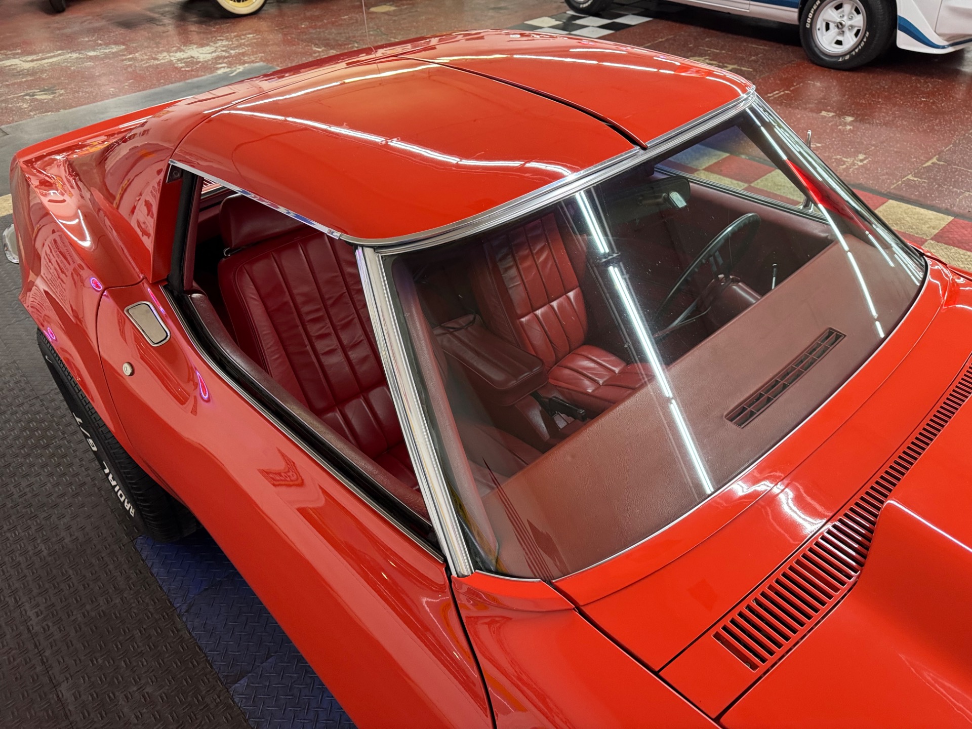 1969 Chevrolet Corvette 12
