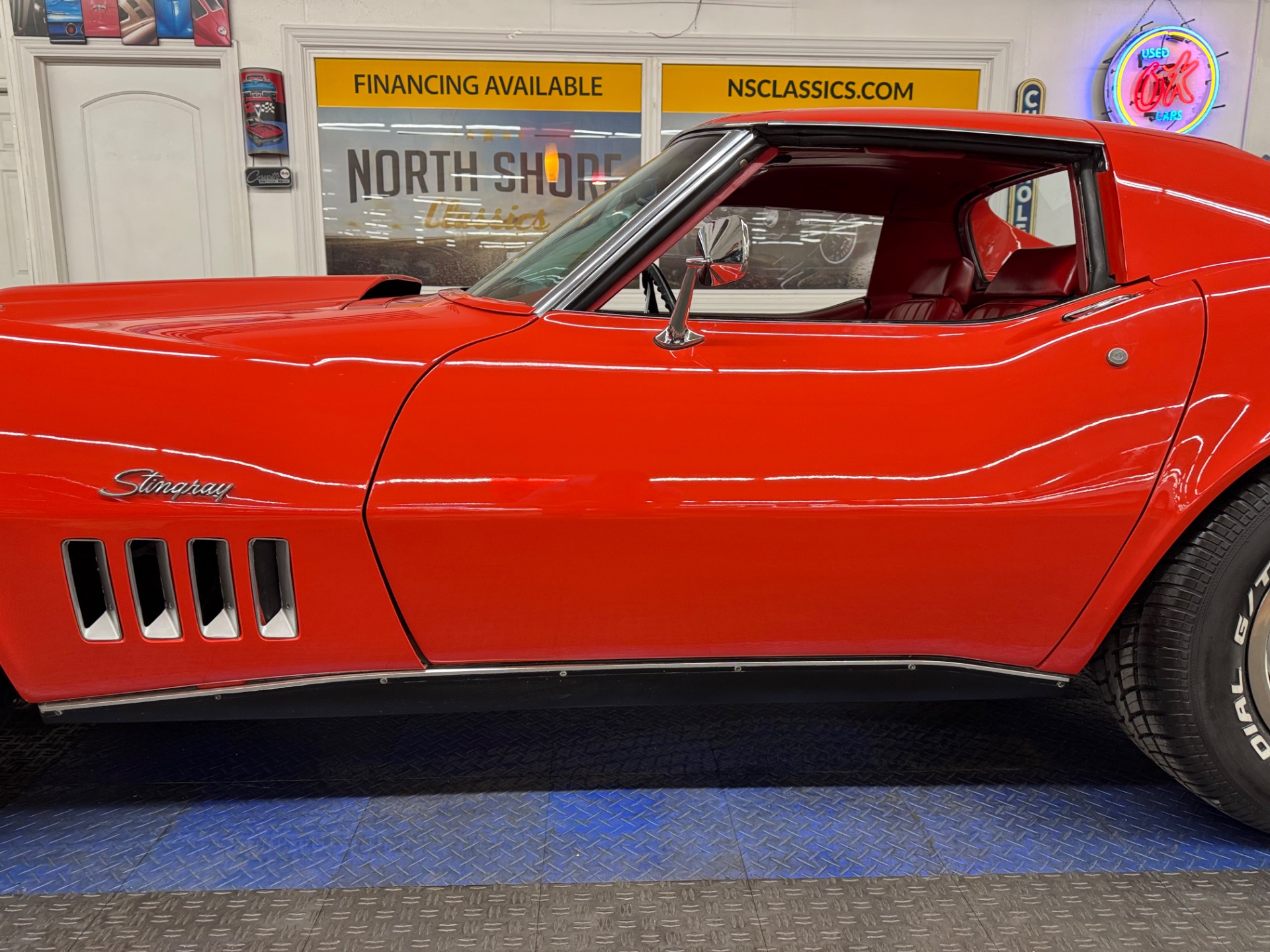1969 Chevrolet Corvette 21