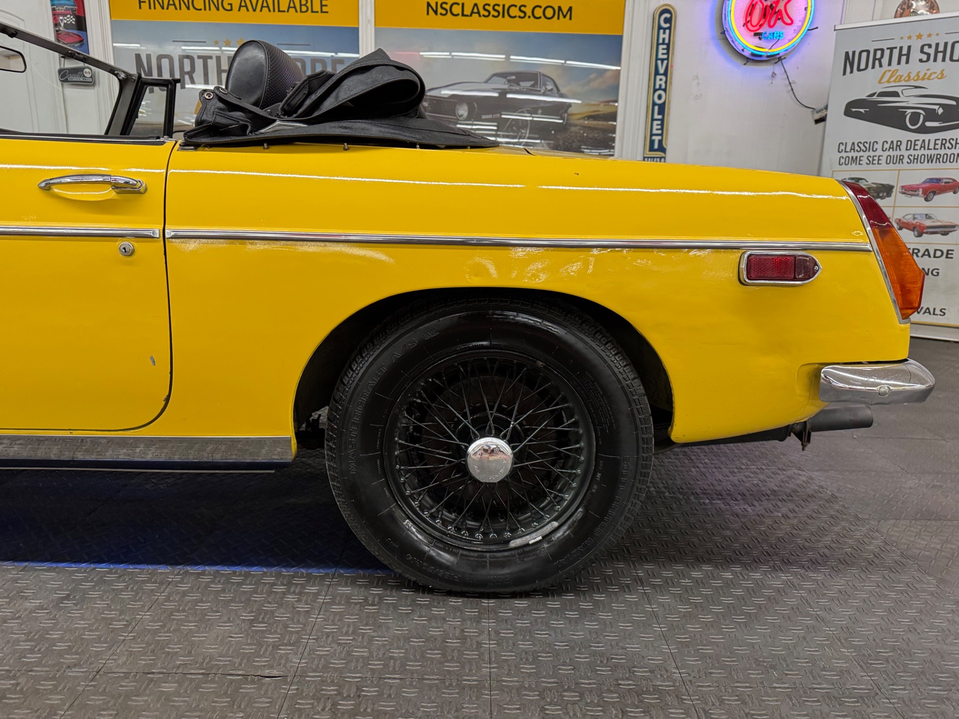 1974 MG MGB 21