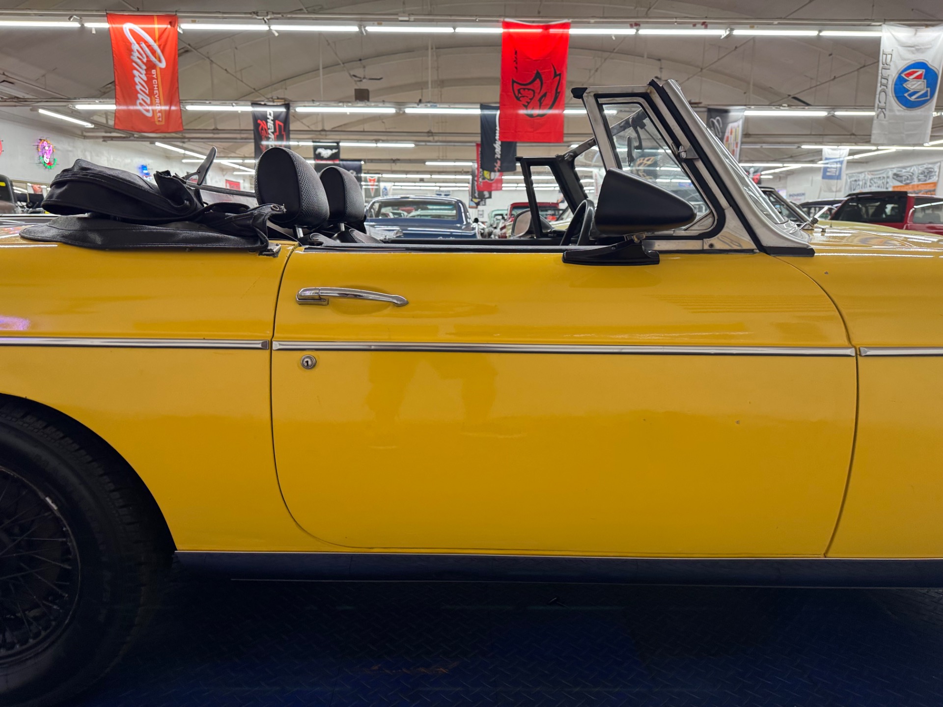 1974 MG MGB 25