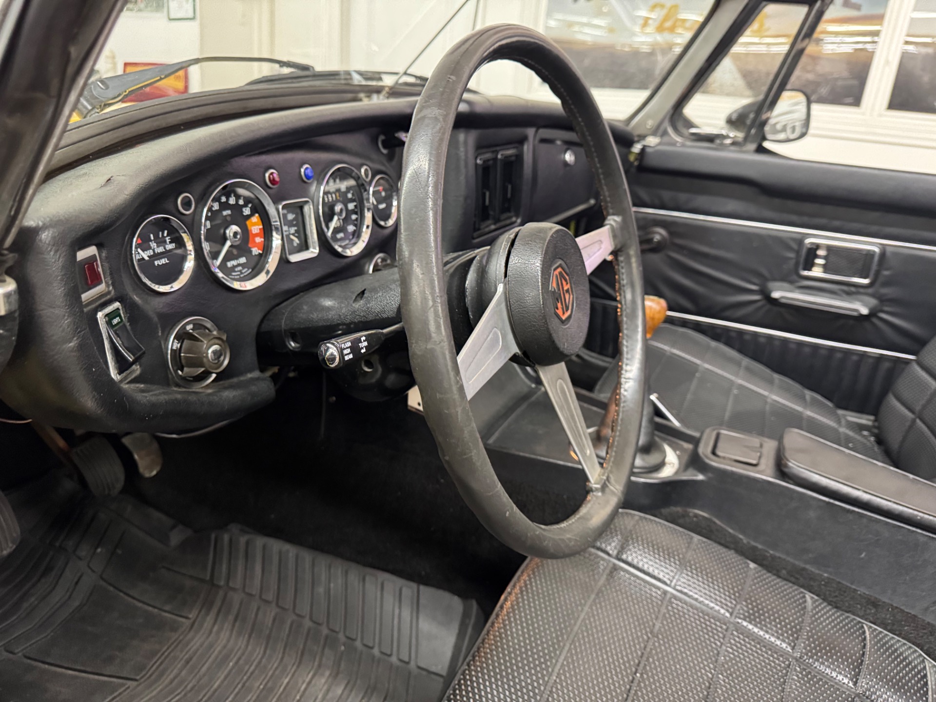1974 MG MGB 44