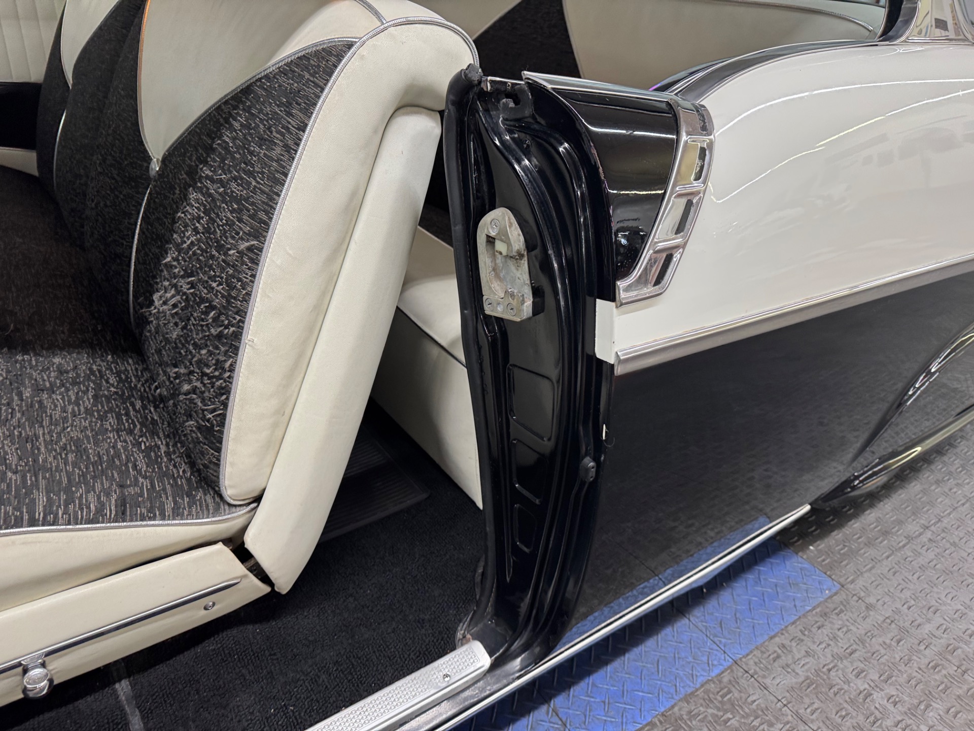 1956 Chevrolet Bel Air 38