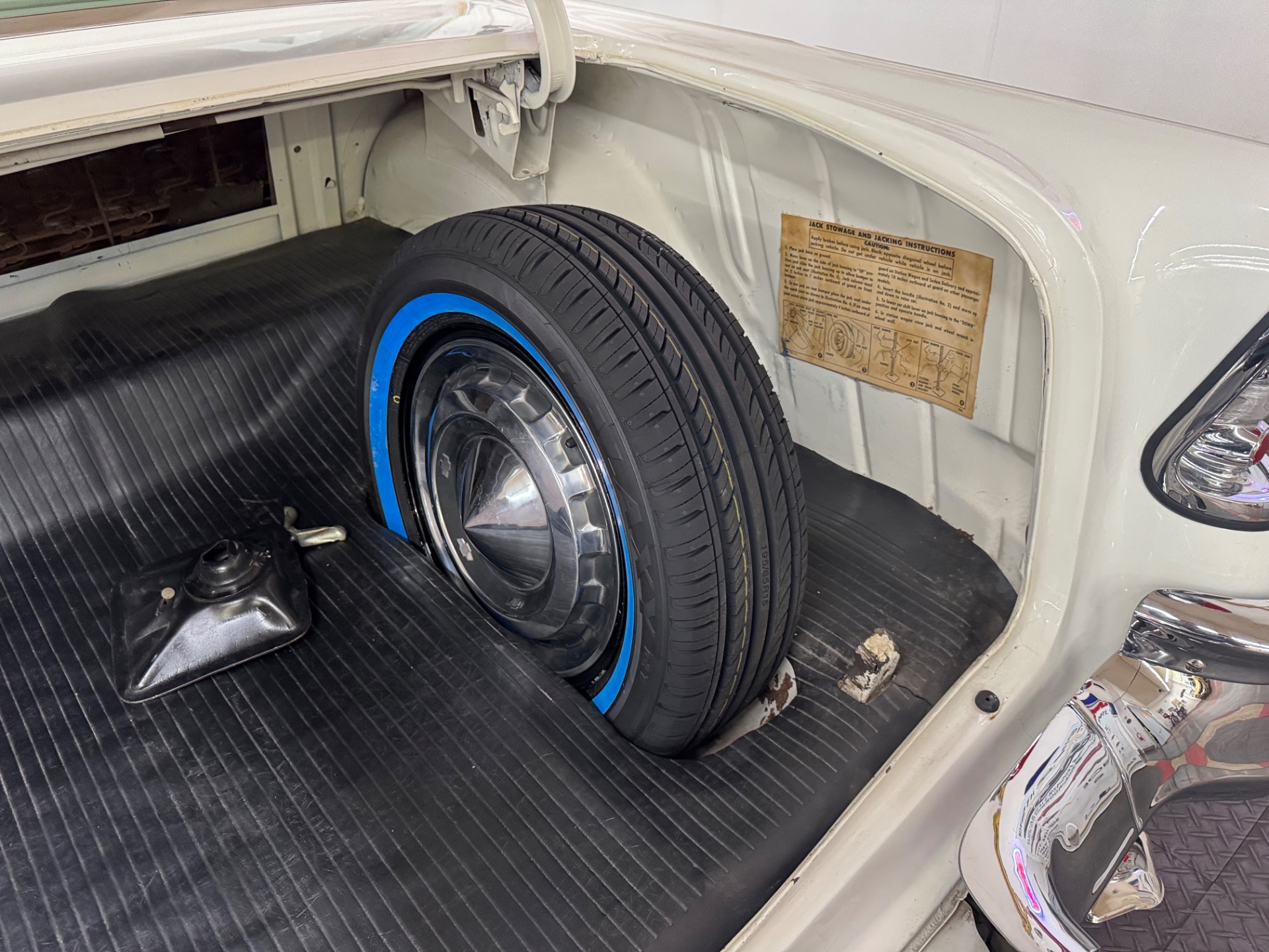1956 Chevrolet Bel Air 50