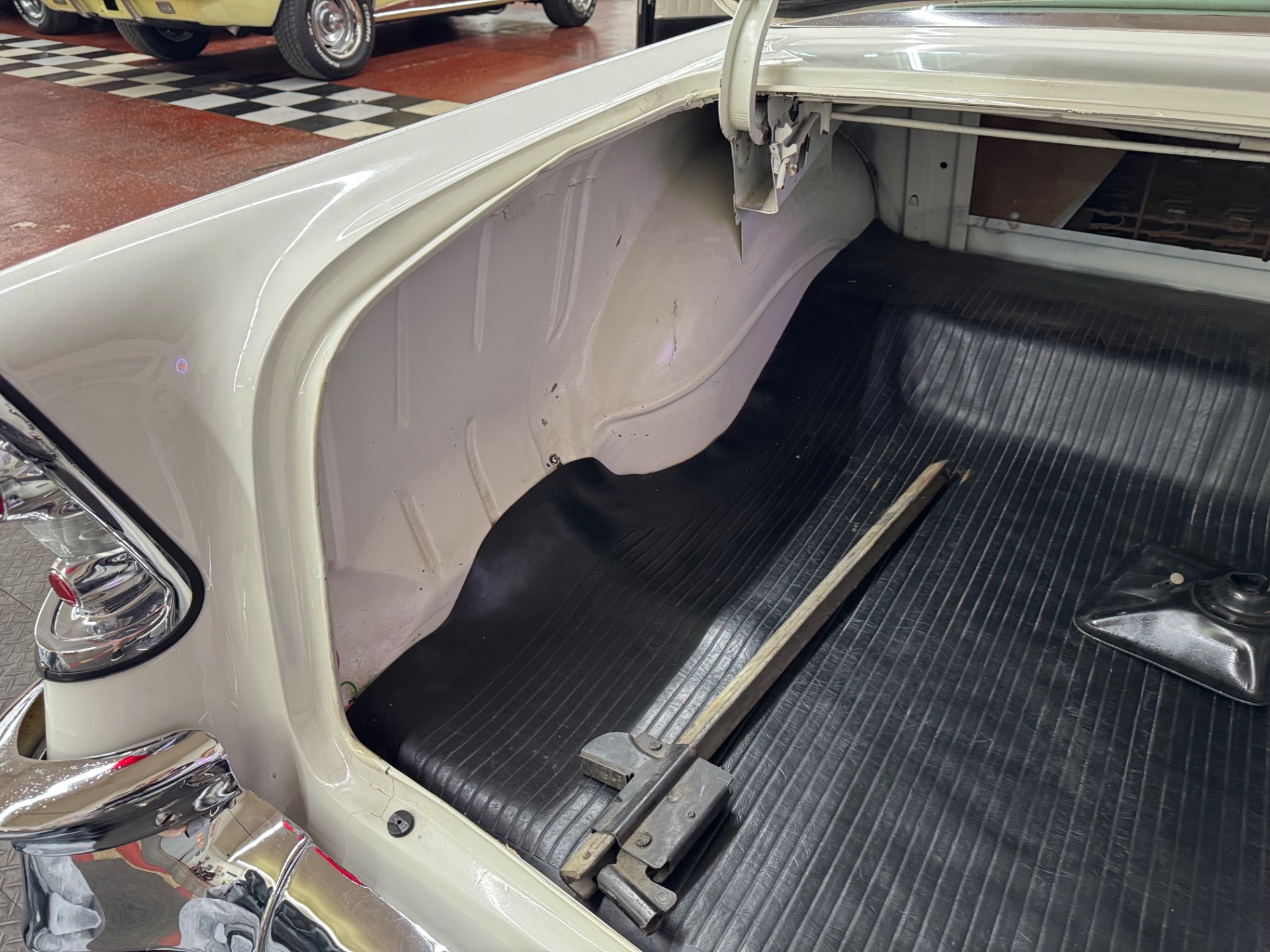1956 Chevrolet Bel Air 51