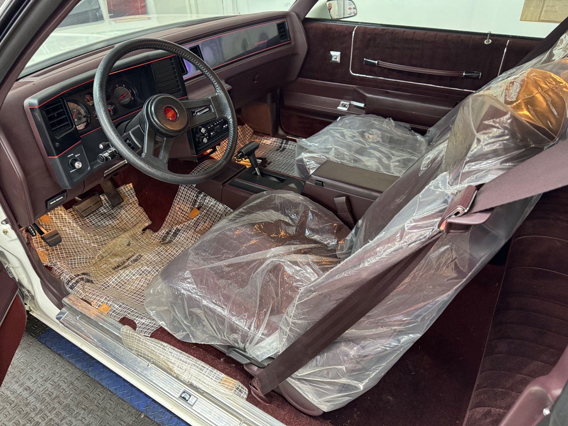 1988 Chevrolet Monte Carlo 14