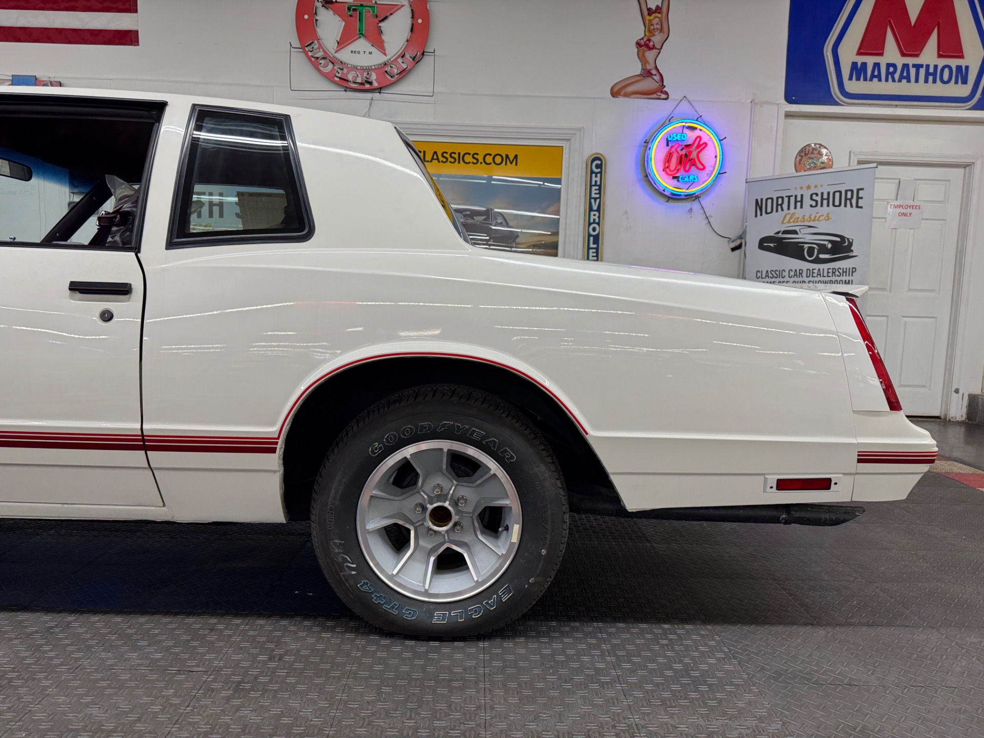 1988 Chevrolet Monte Carlo 19
