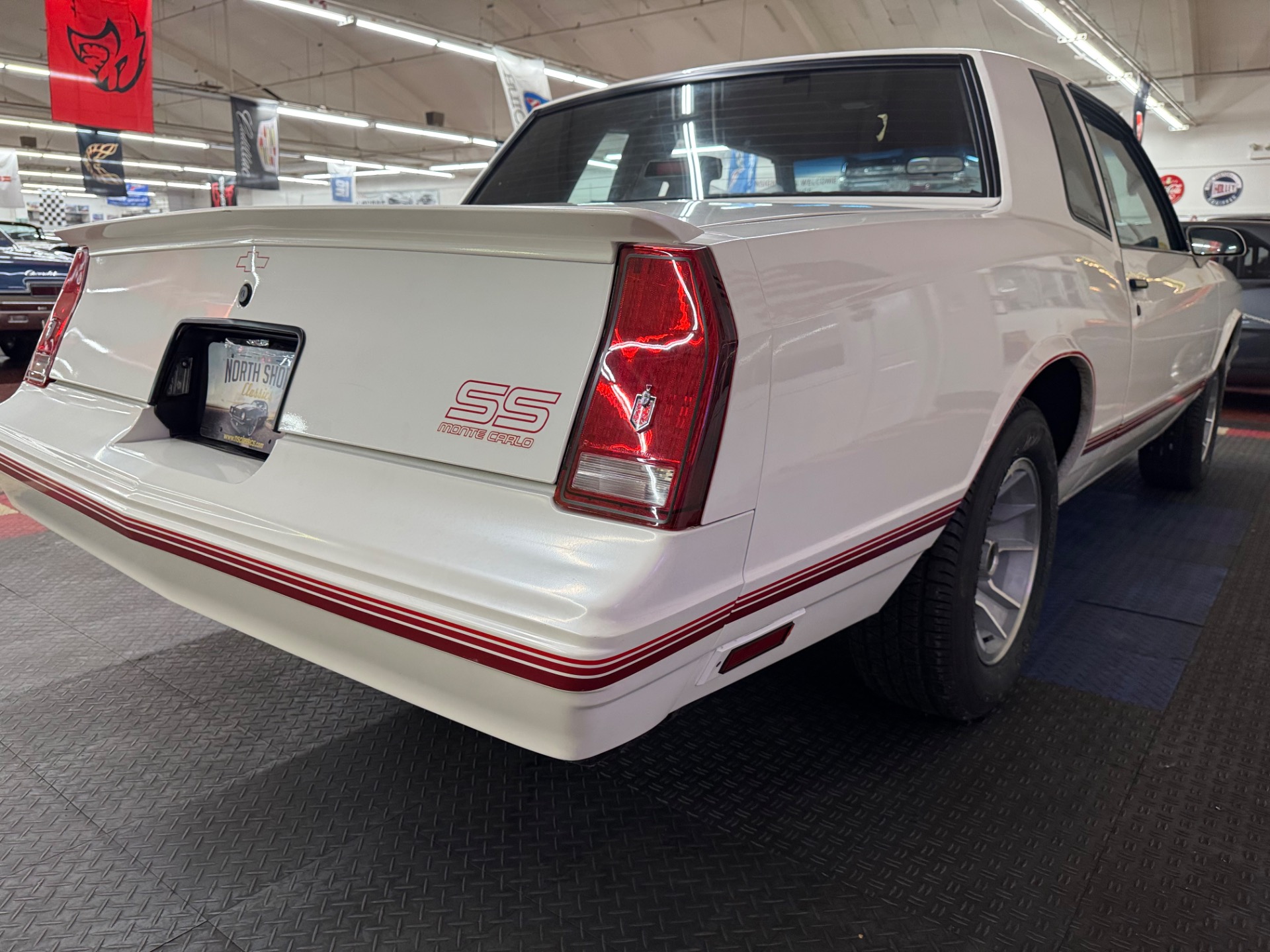 1988 Chevrolet Monte Carlo 28