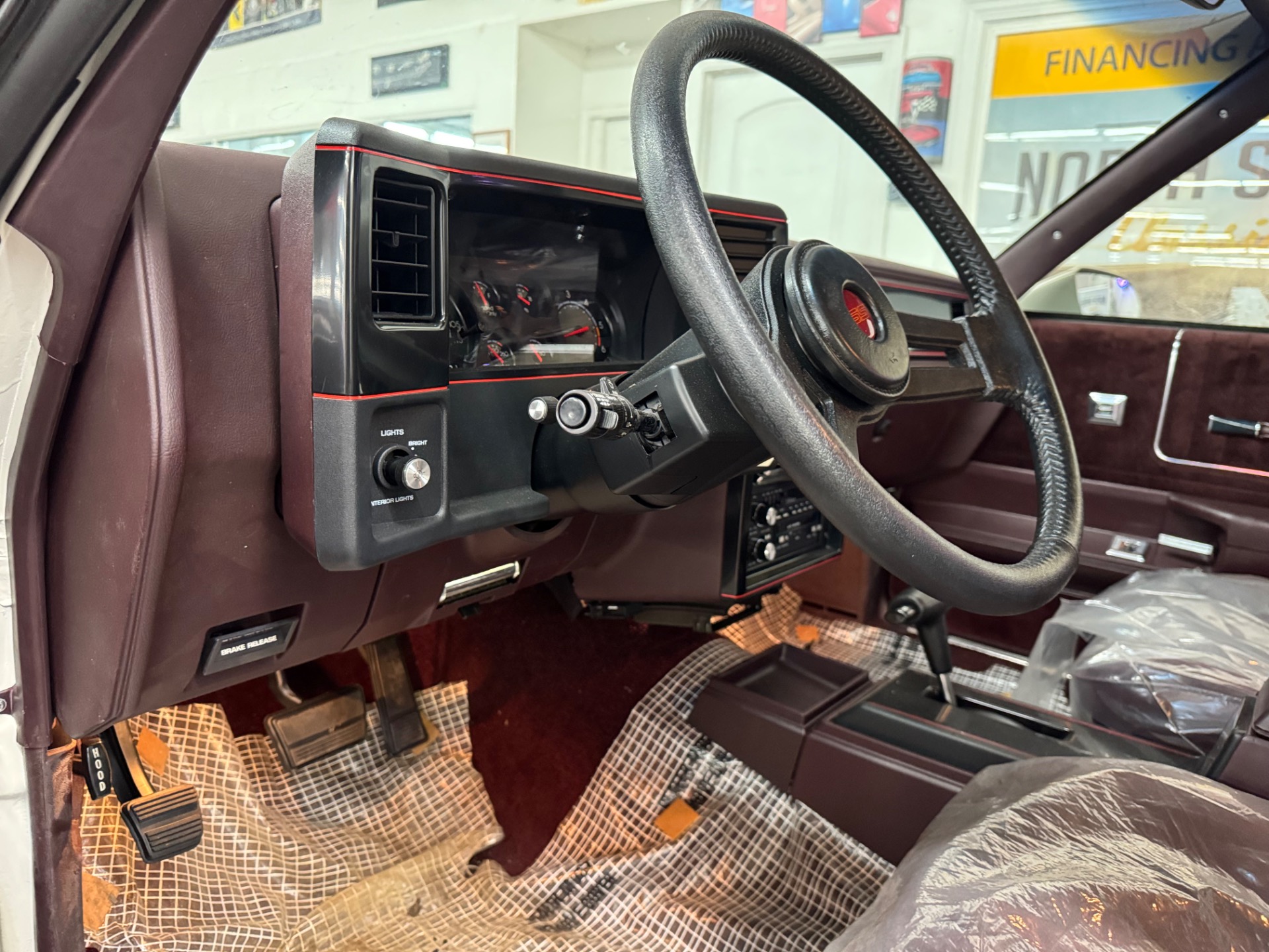 1988 Chevrolet Monte Carlo 36