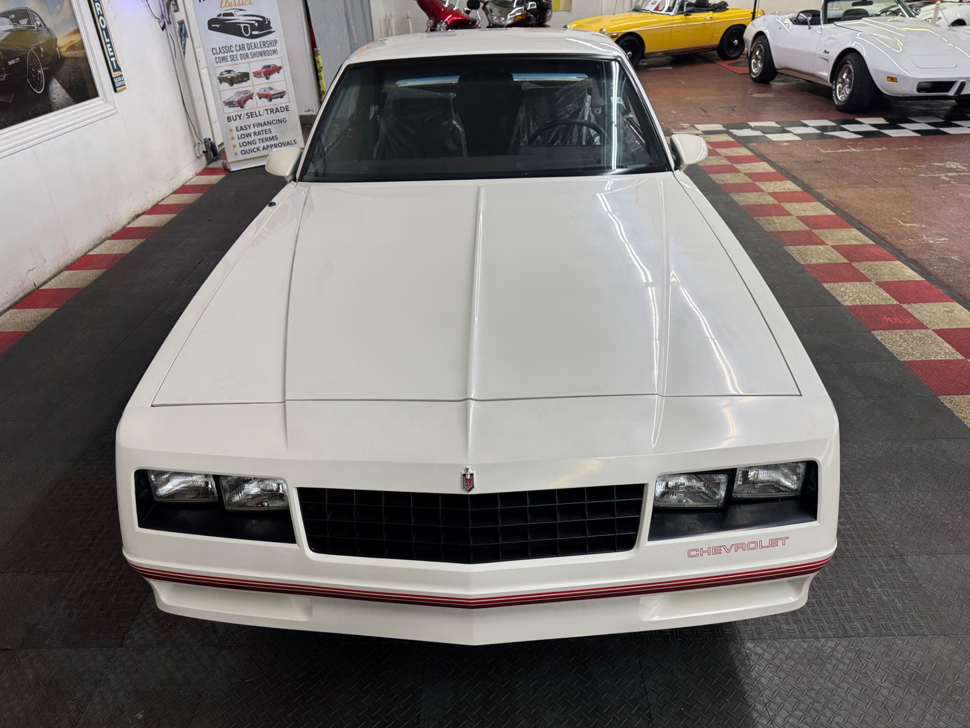 1988 Chevrolet Monte Carlo 5