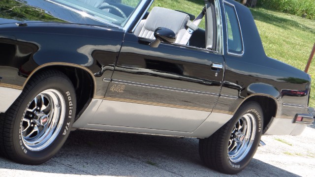Used 1987 Oldsmobile 442 Super Clean-SEE VIDEO | Mundelein, IL