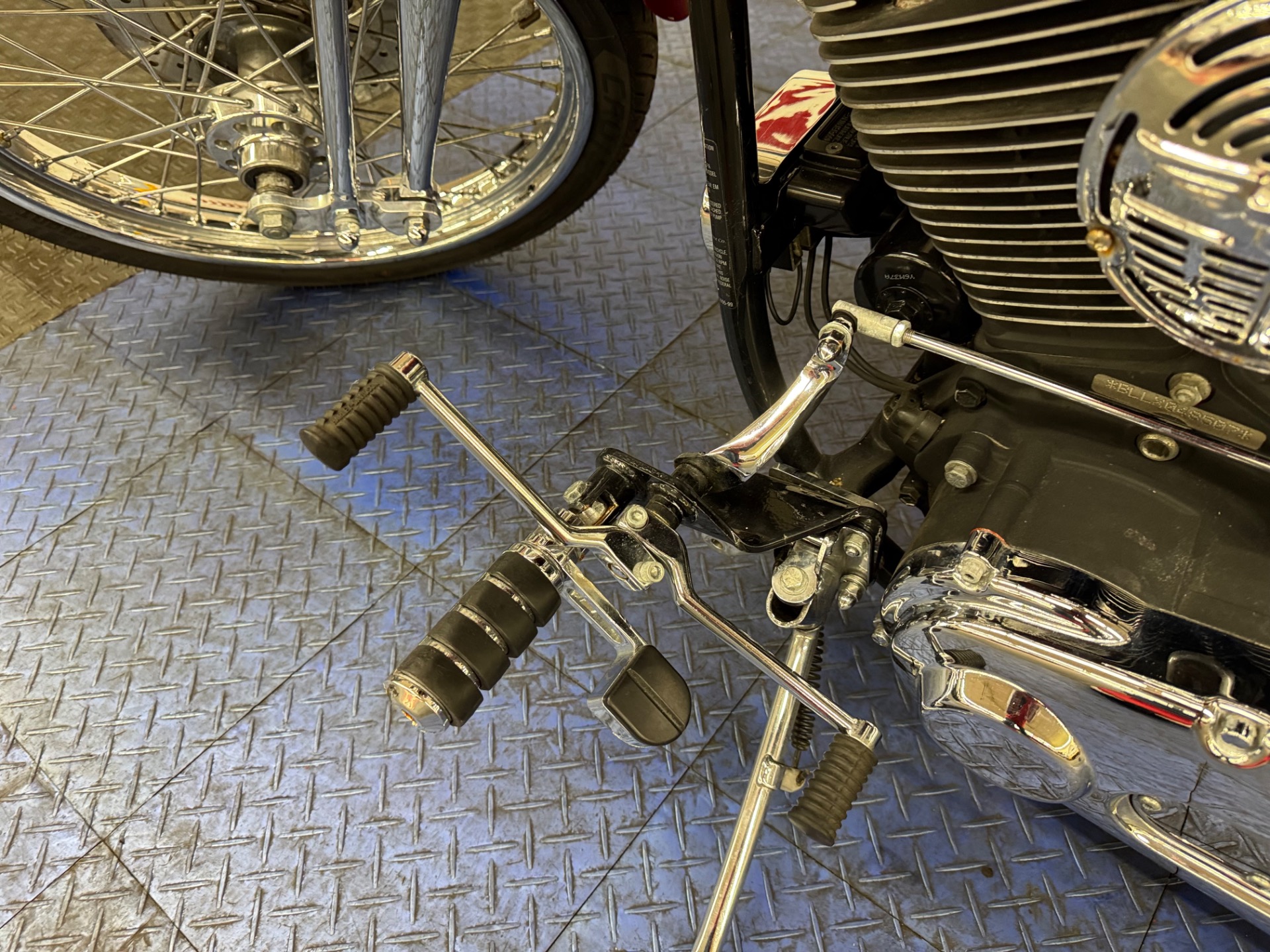 1999 Harley Davidson FXSTS 20